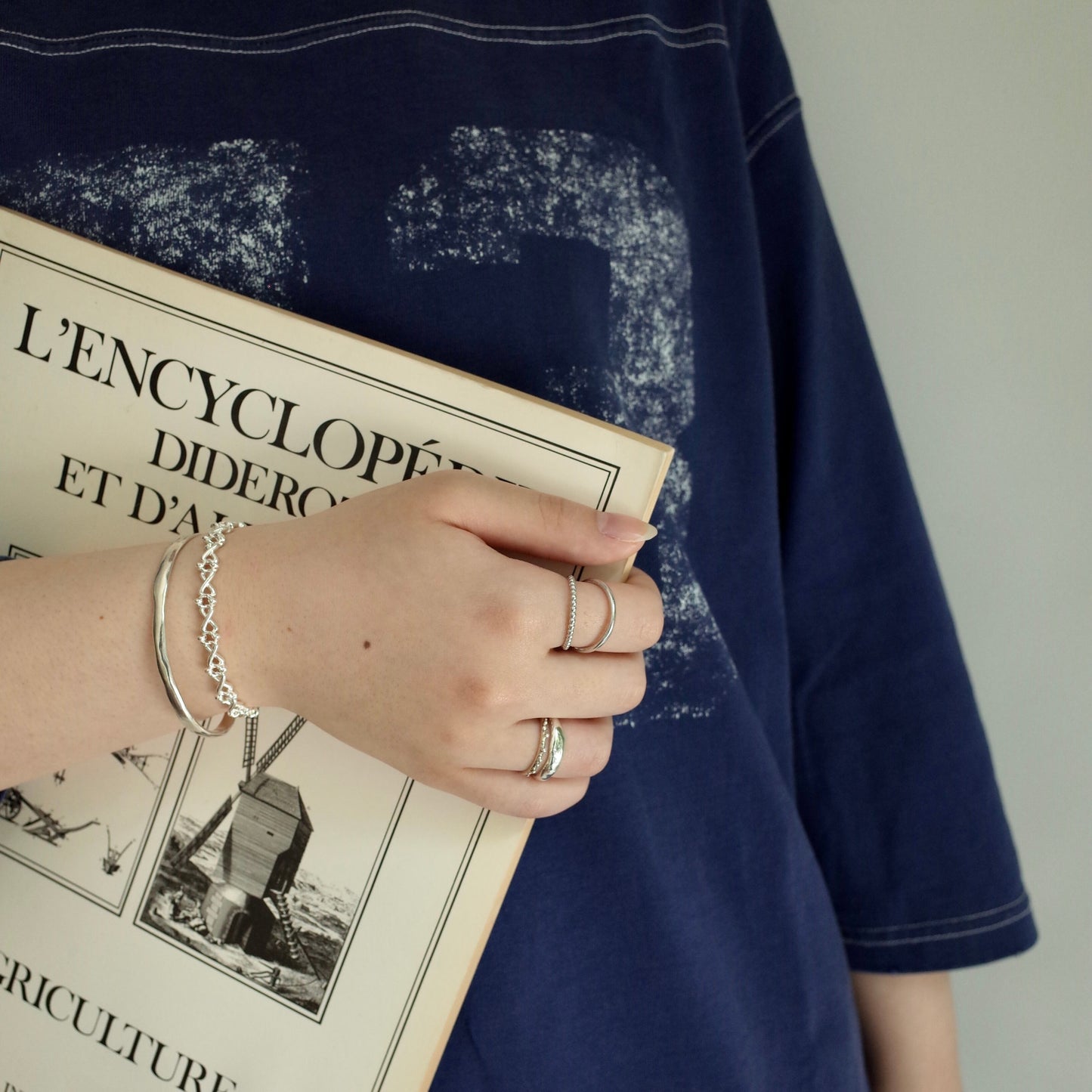 Cross Bones Bangle