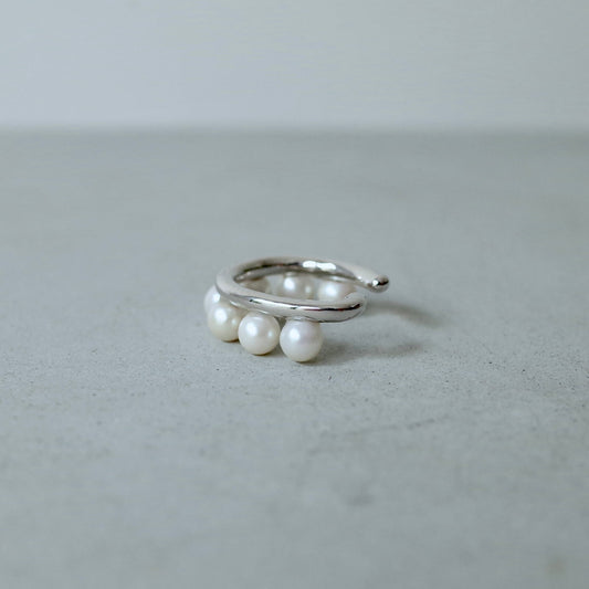 Orbit Pearl Ear Cuff (Siver)
