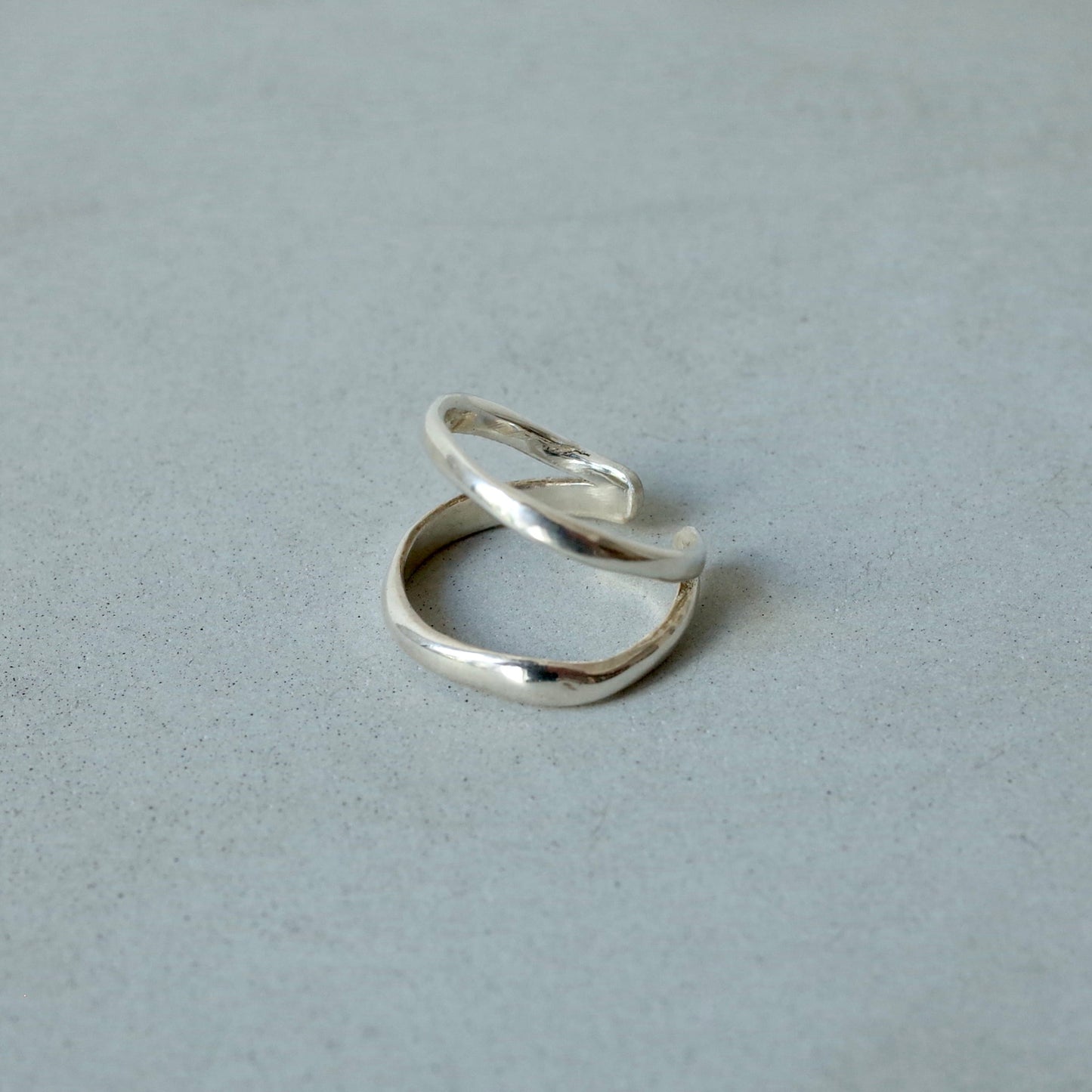 Two Strands Rough Ring