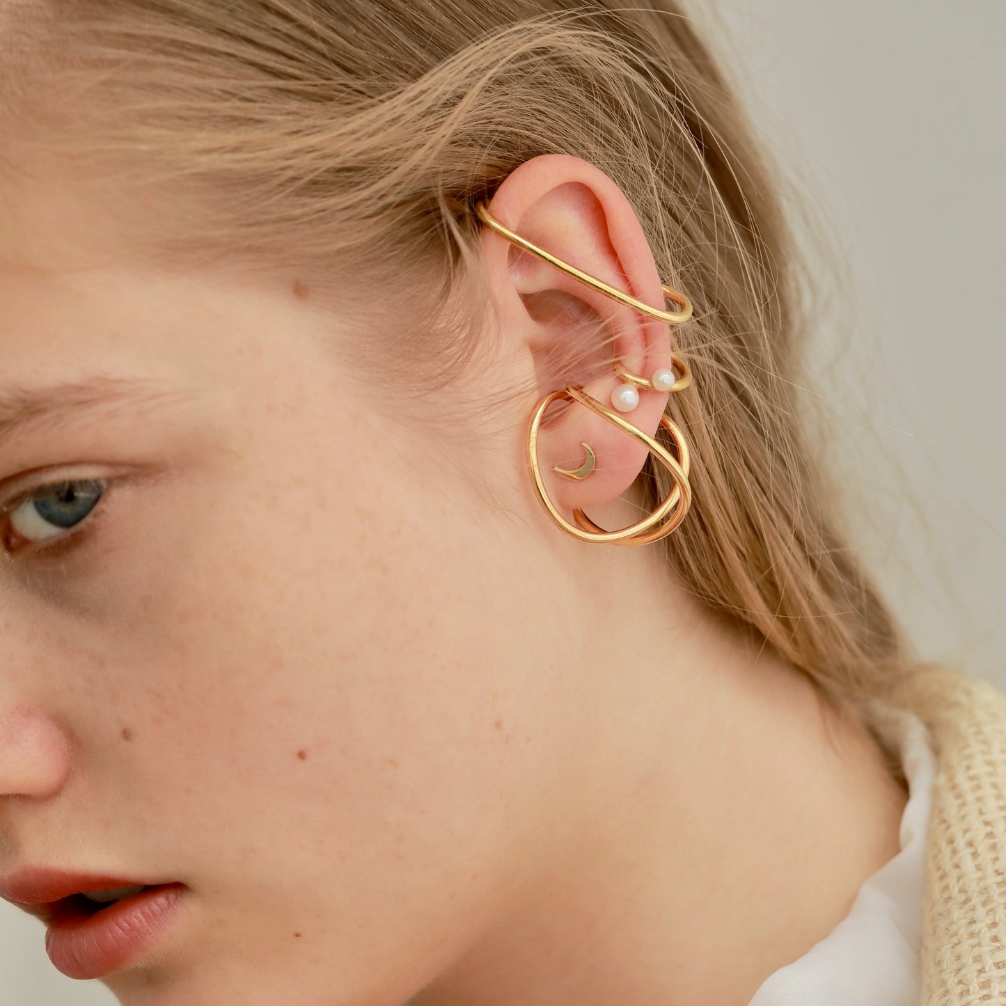 Curve Ear Cuff
