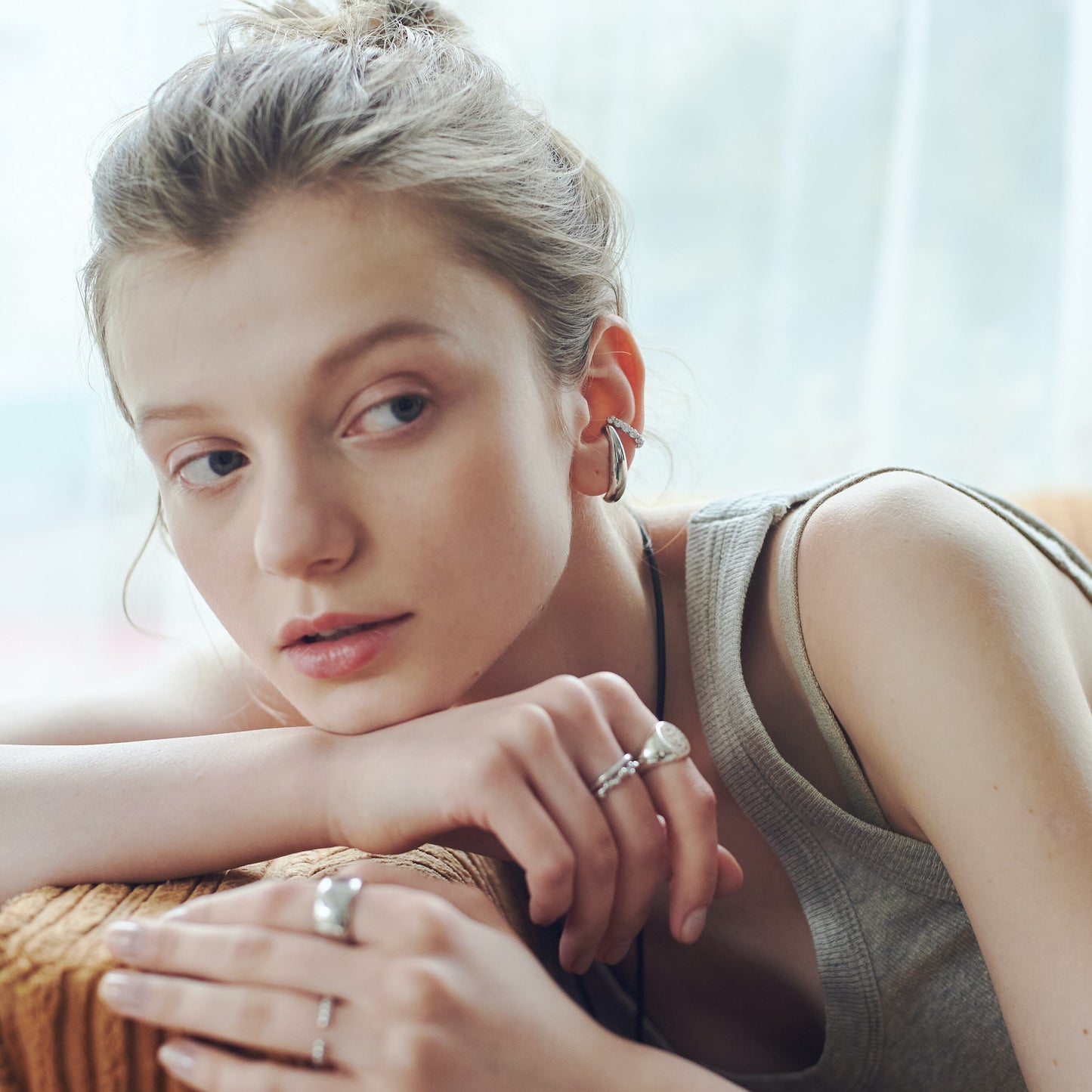 Line Zilconia Ear Cuff