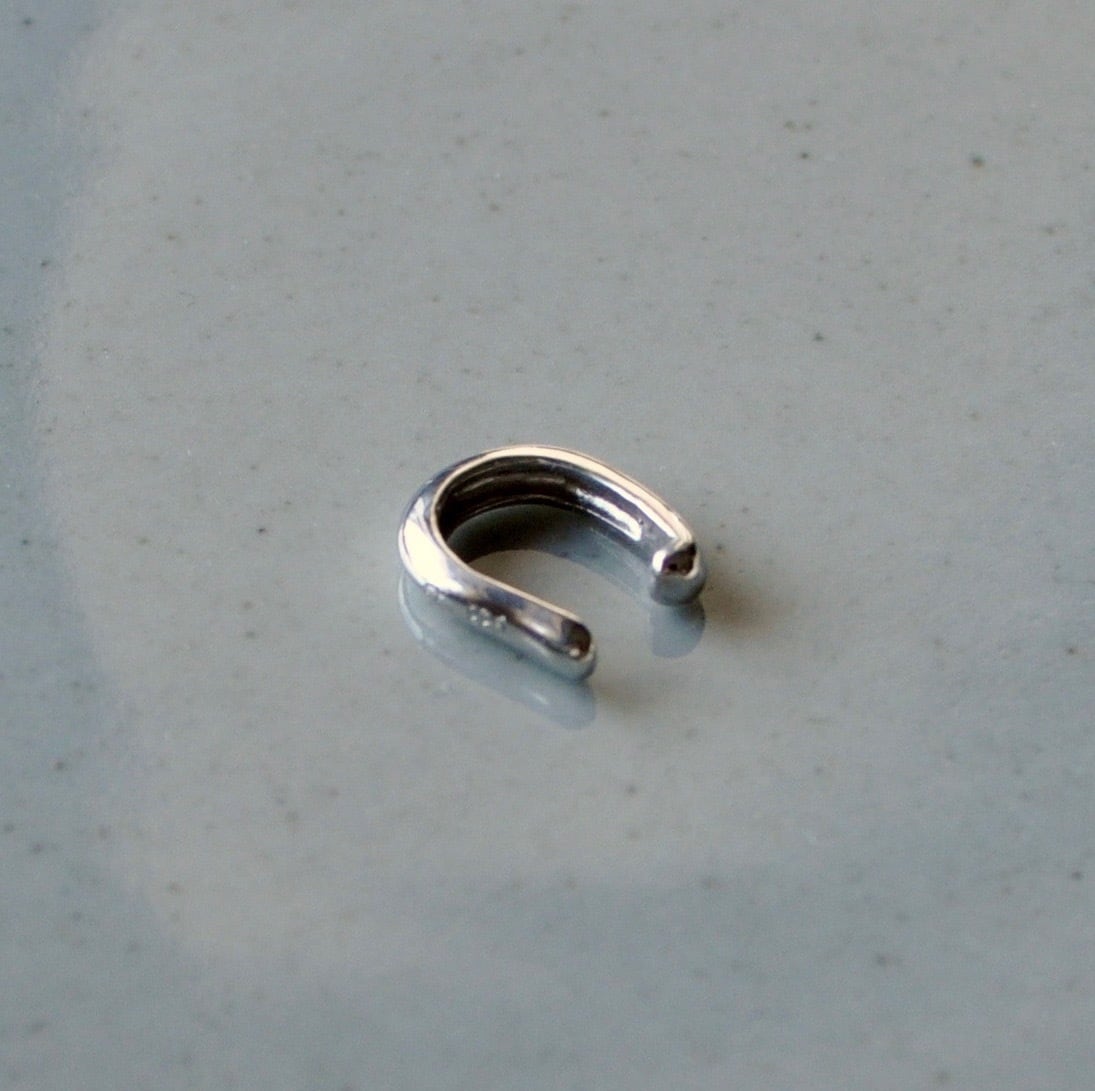 Dribble Ear Cuff