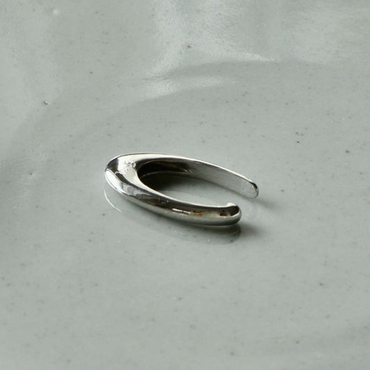 Large Hawk Claw Ear Cuff