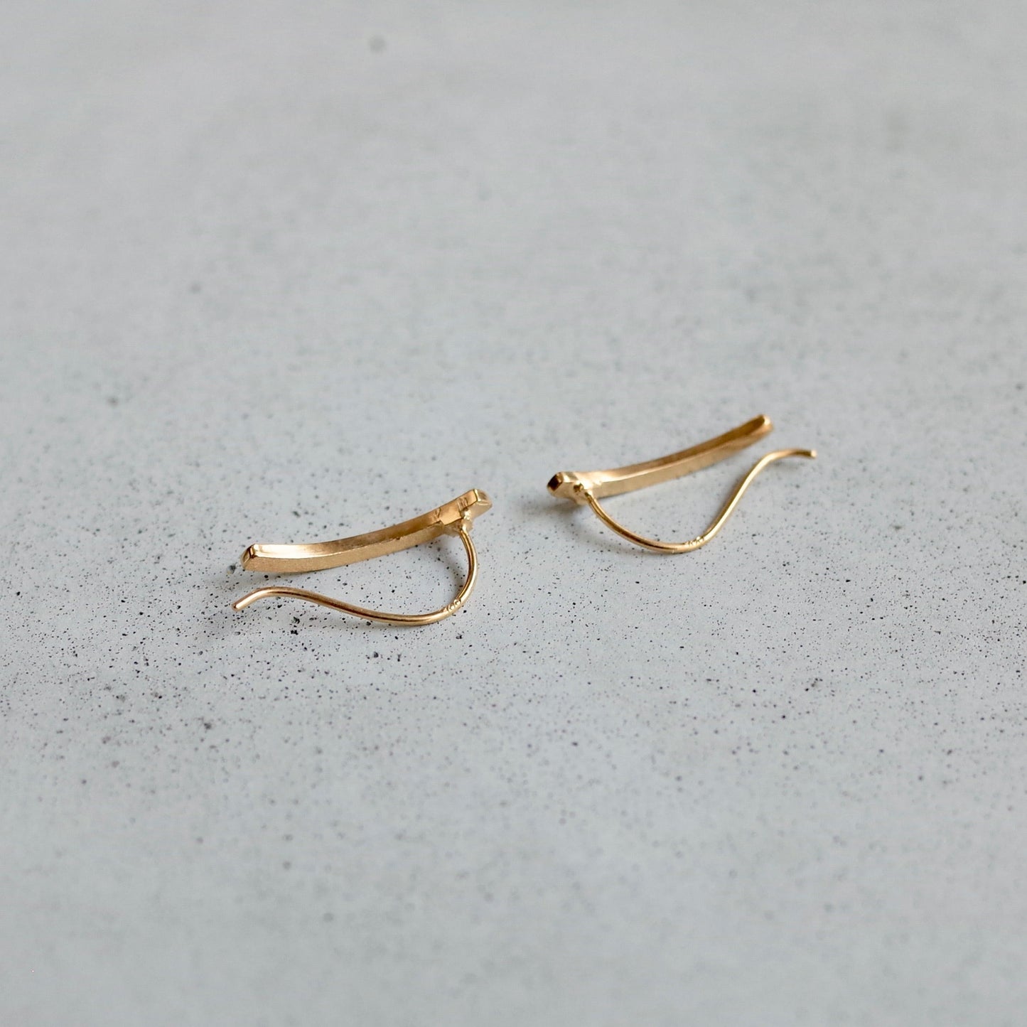 Follow Plate Pierce