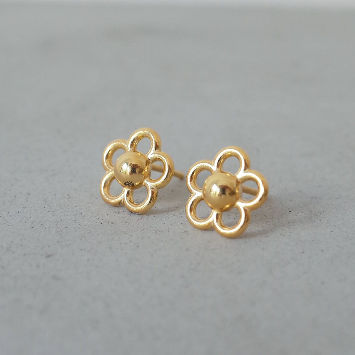 Openwork Flower Pierce（ゴールド） ピアス - warmth