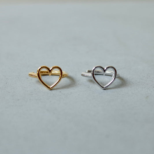 Outline Heart Ear Cuff