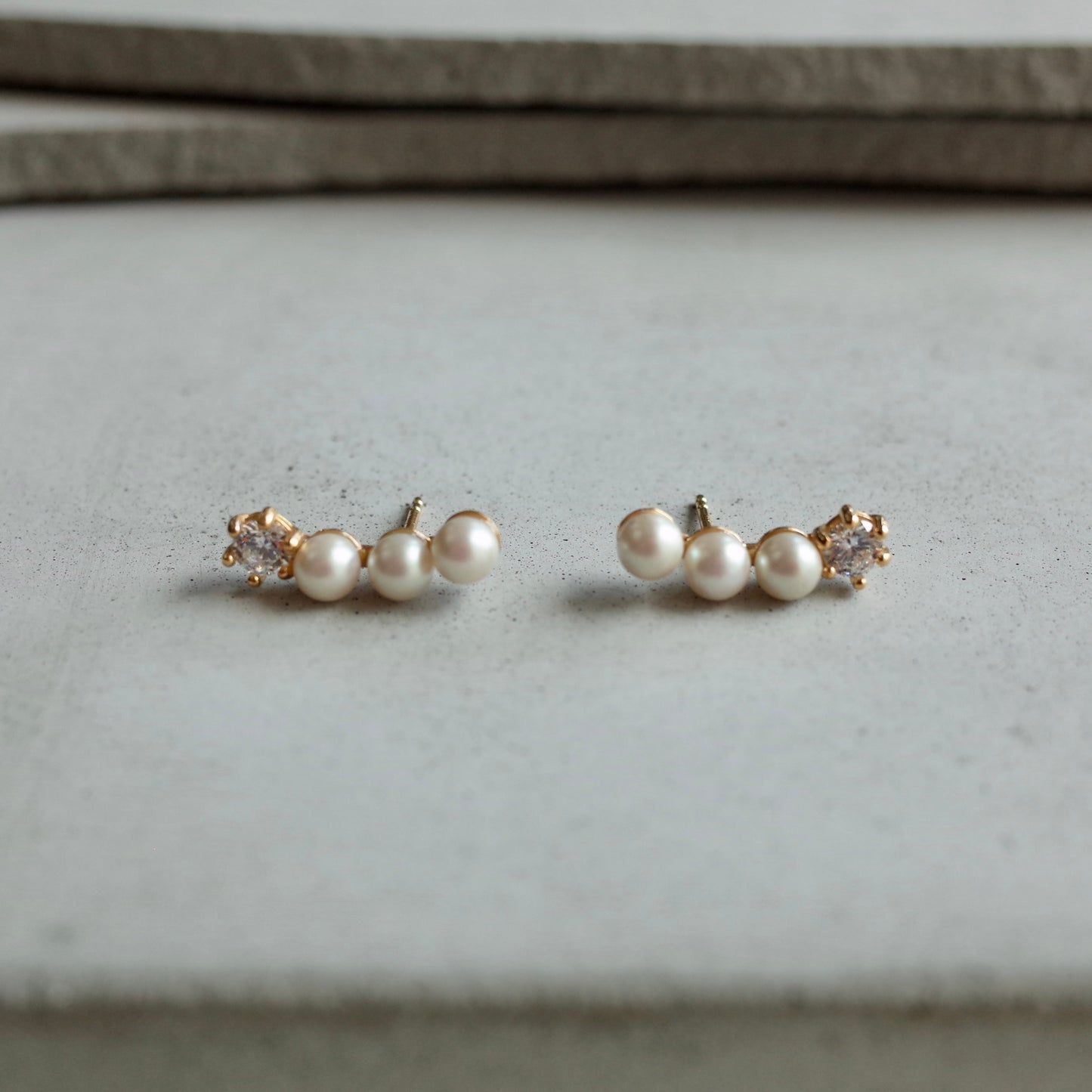 Follow Medium Pearl Pierce