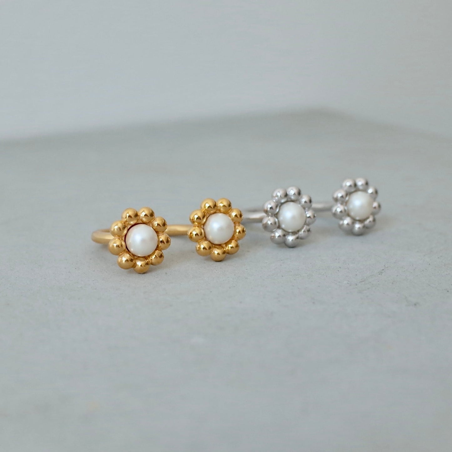Flower Pearl Ring