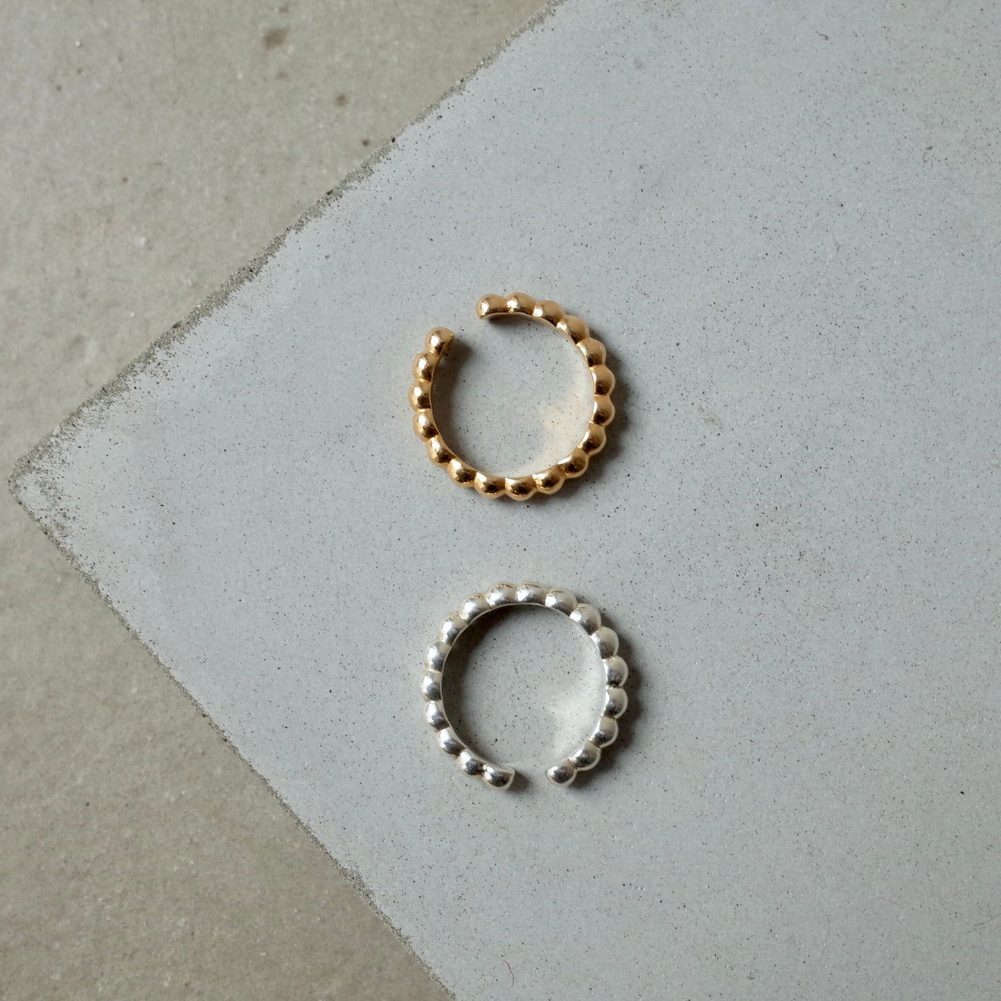 Continuous Ball Ring