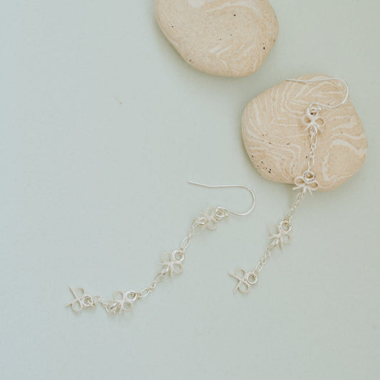 Ribbon Chain Pierce