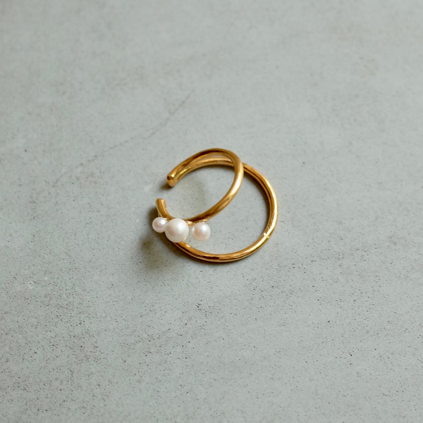 Two Strands Pearl Ear Cuff