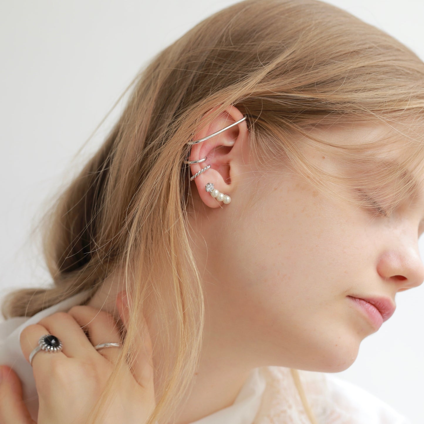 Follow Medium Pearl Pierce