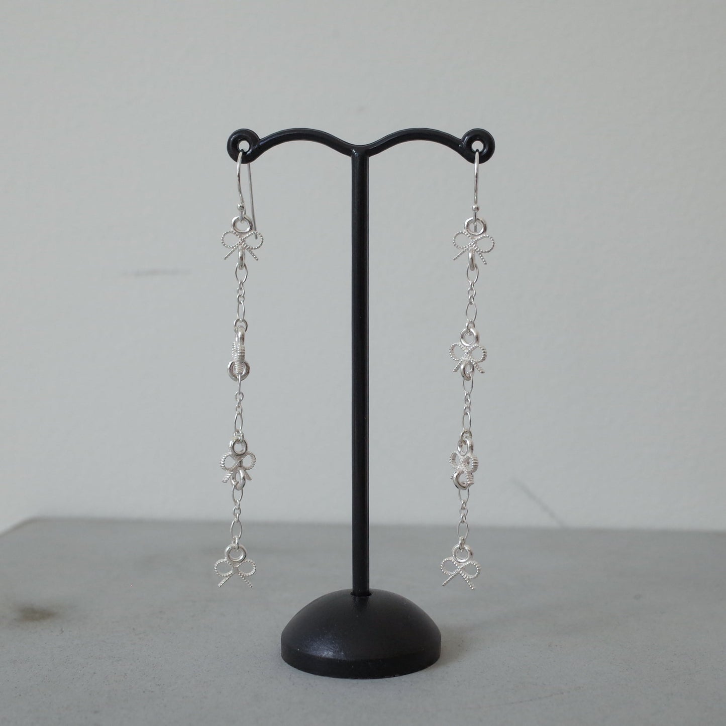 Ribbon Chain Pierce