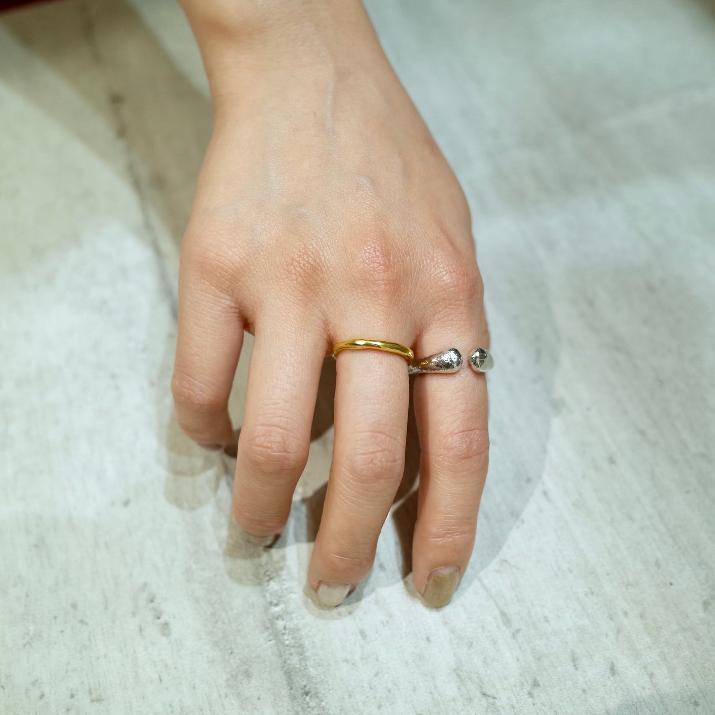 Simply Rough Ring