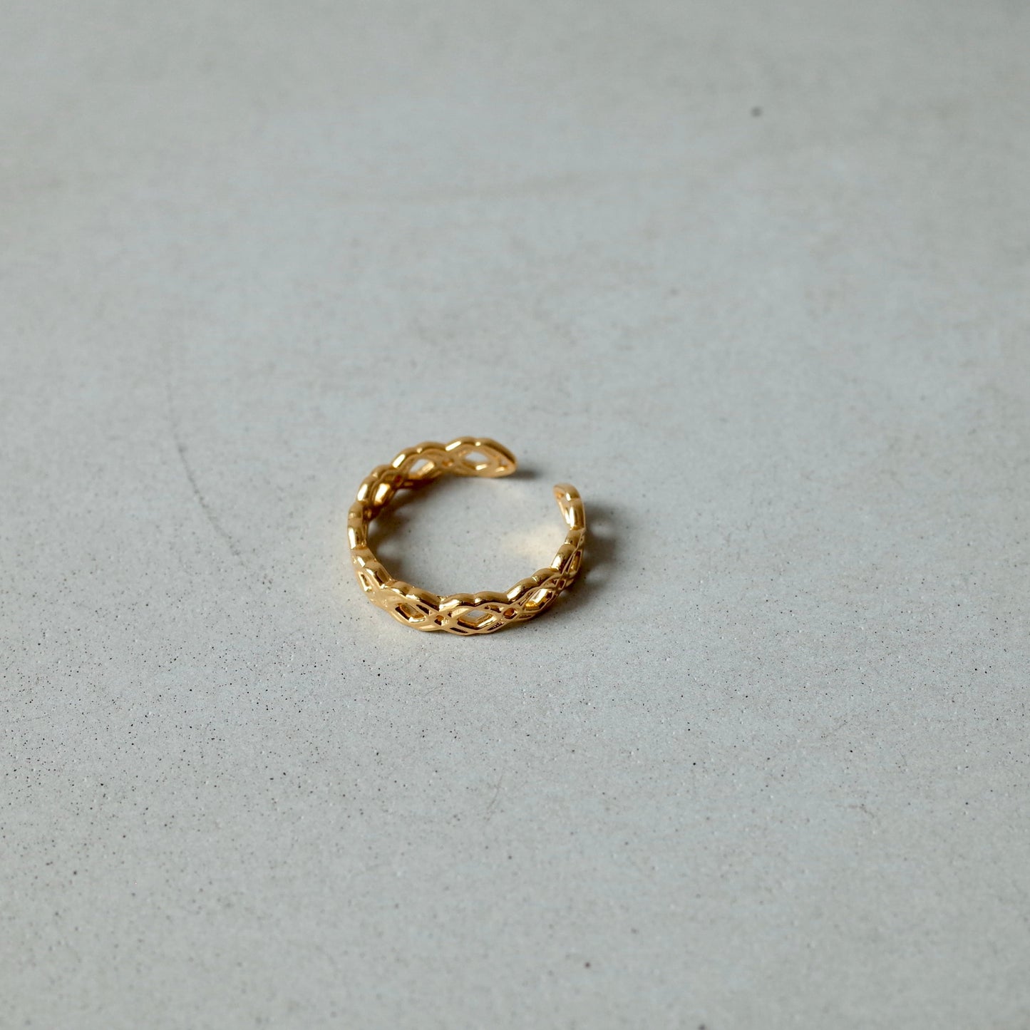 Continuous Cross Ring