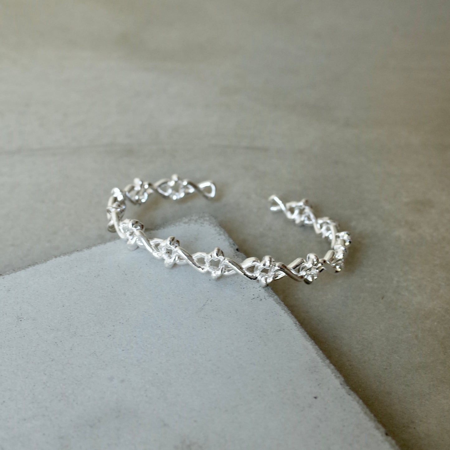 Cross Bones Bangle