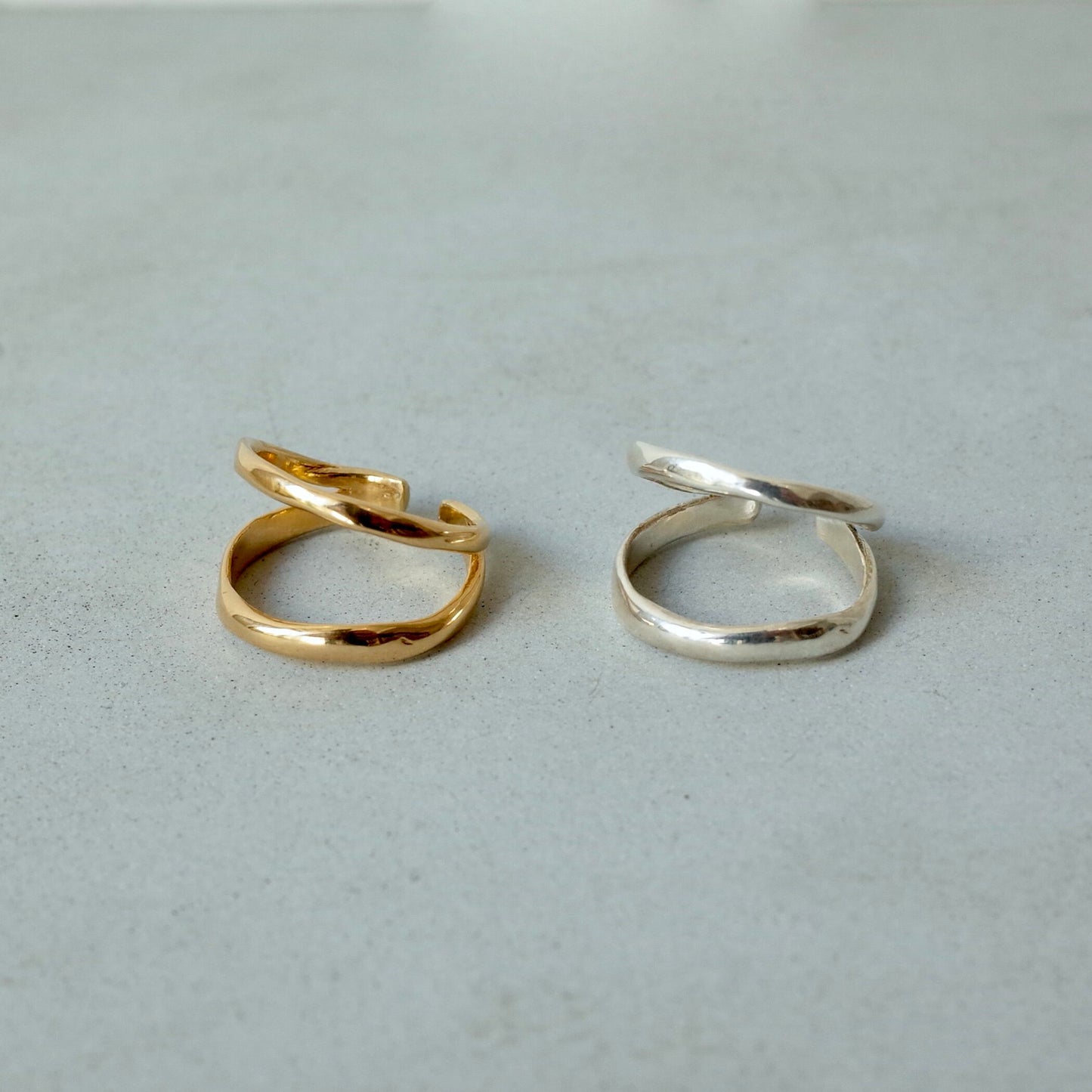 Two Strands Rough Ring