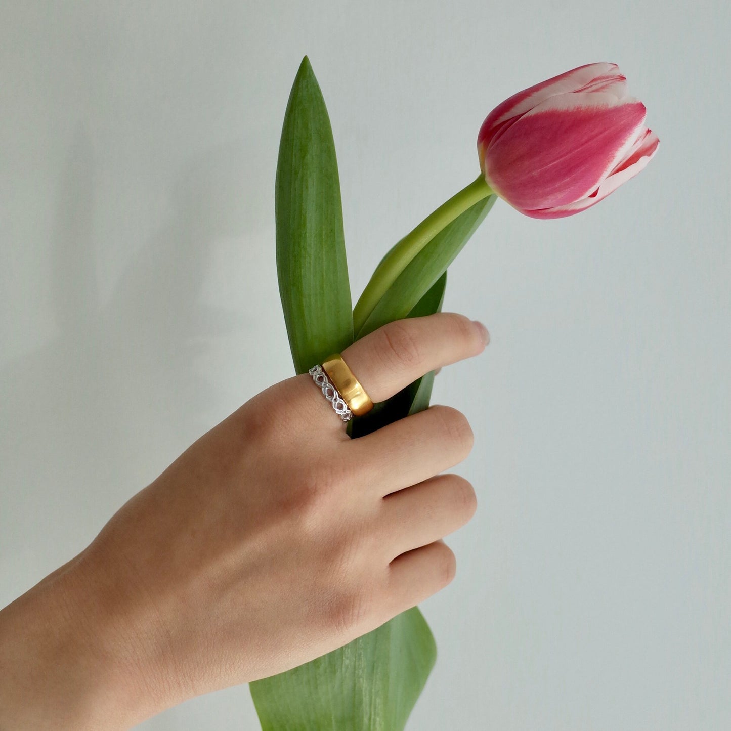 Continuous Cross Ring
