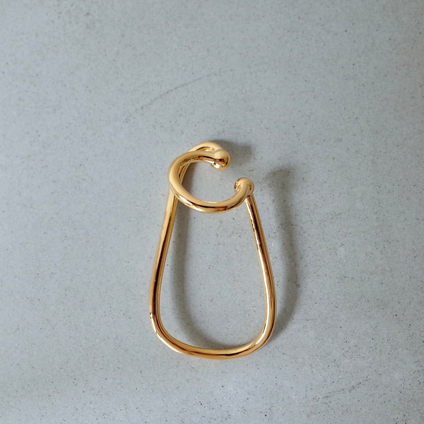 Hook&Drop Ear Cuff