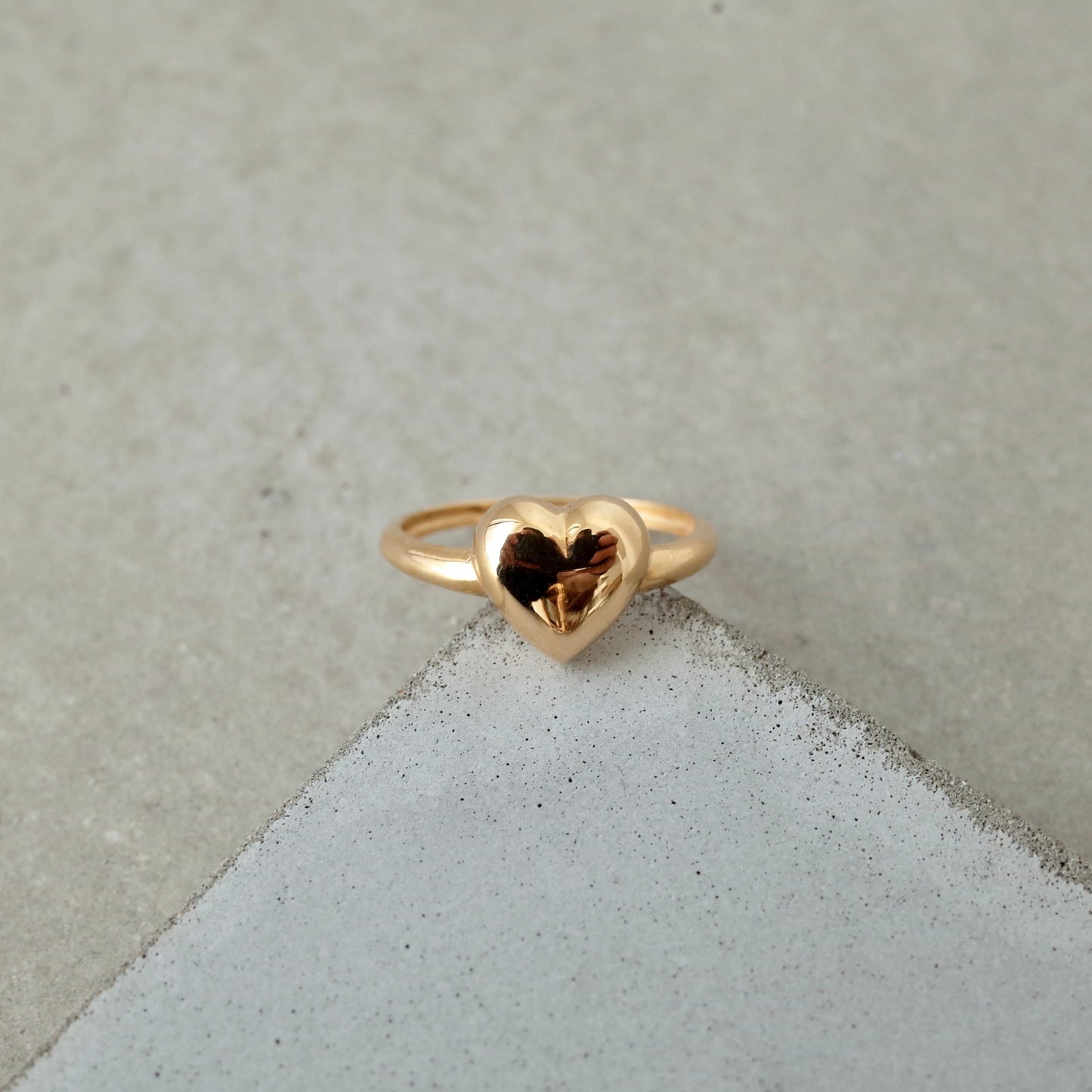 Small Round Heart Ring