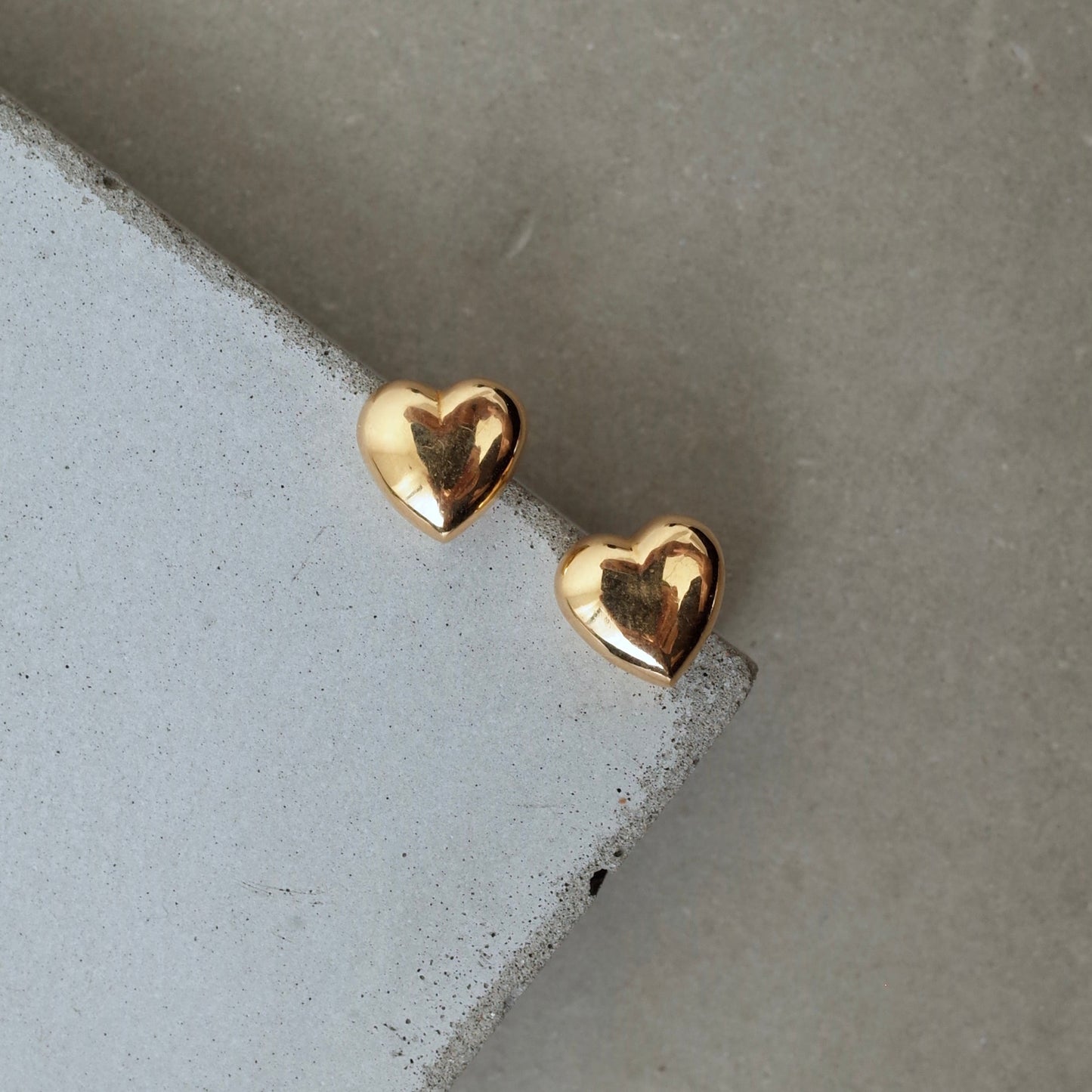 Small Round Heart Pierce