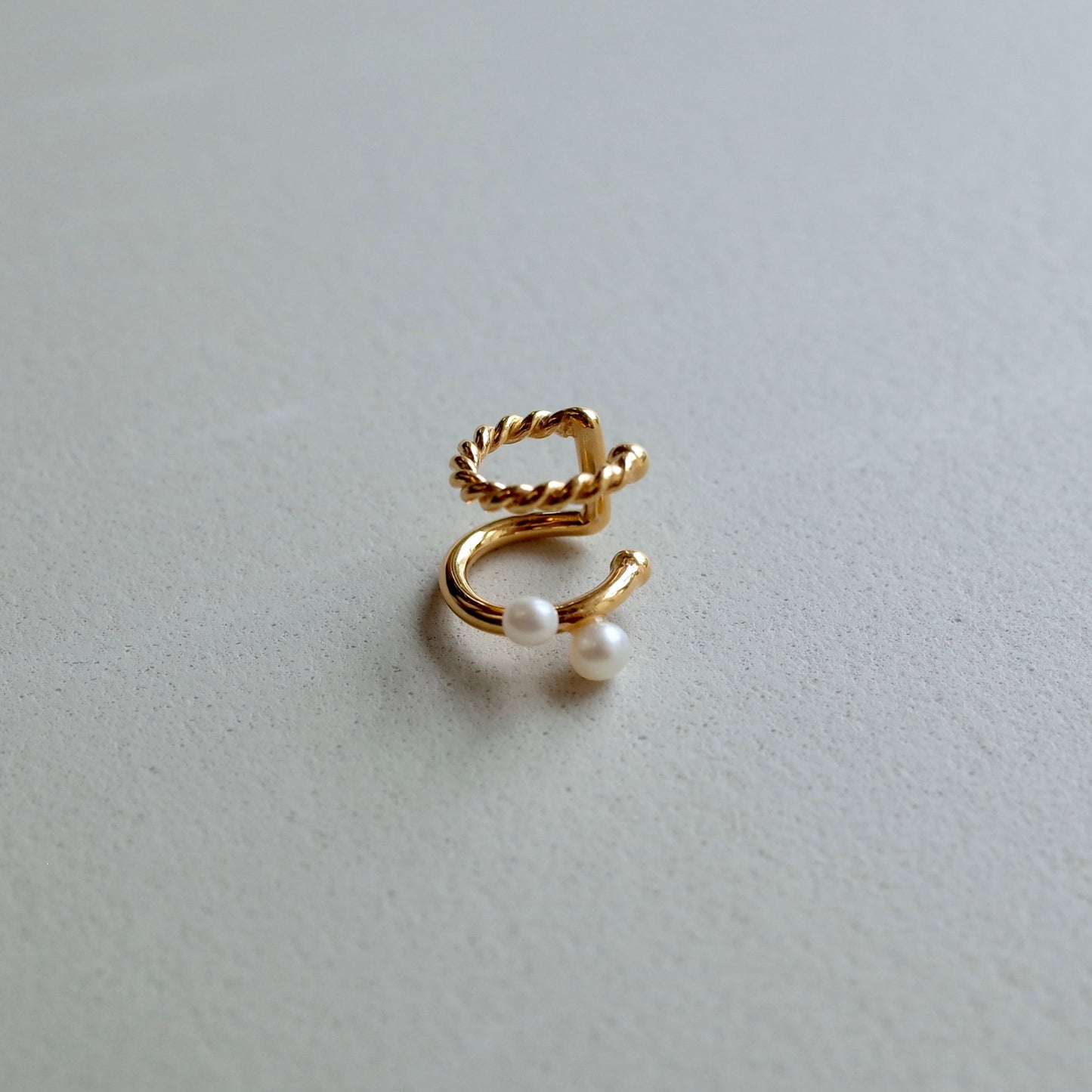 Double Pearl&Twist Ear Cuff