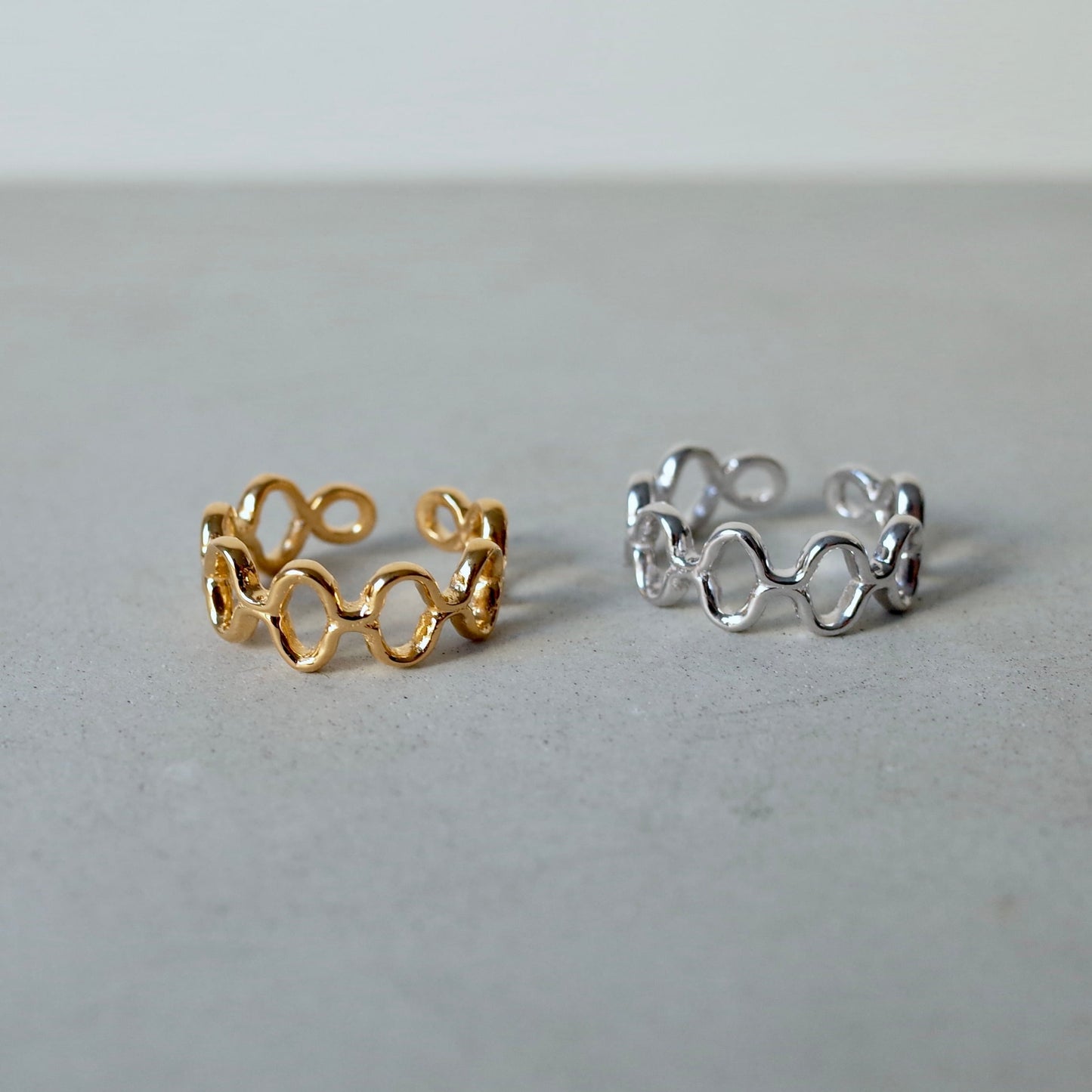 Wavy Pattern Ring