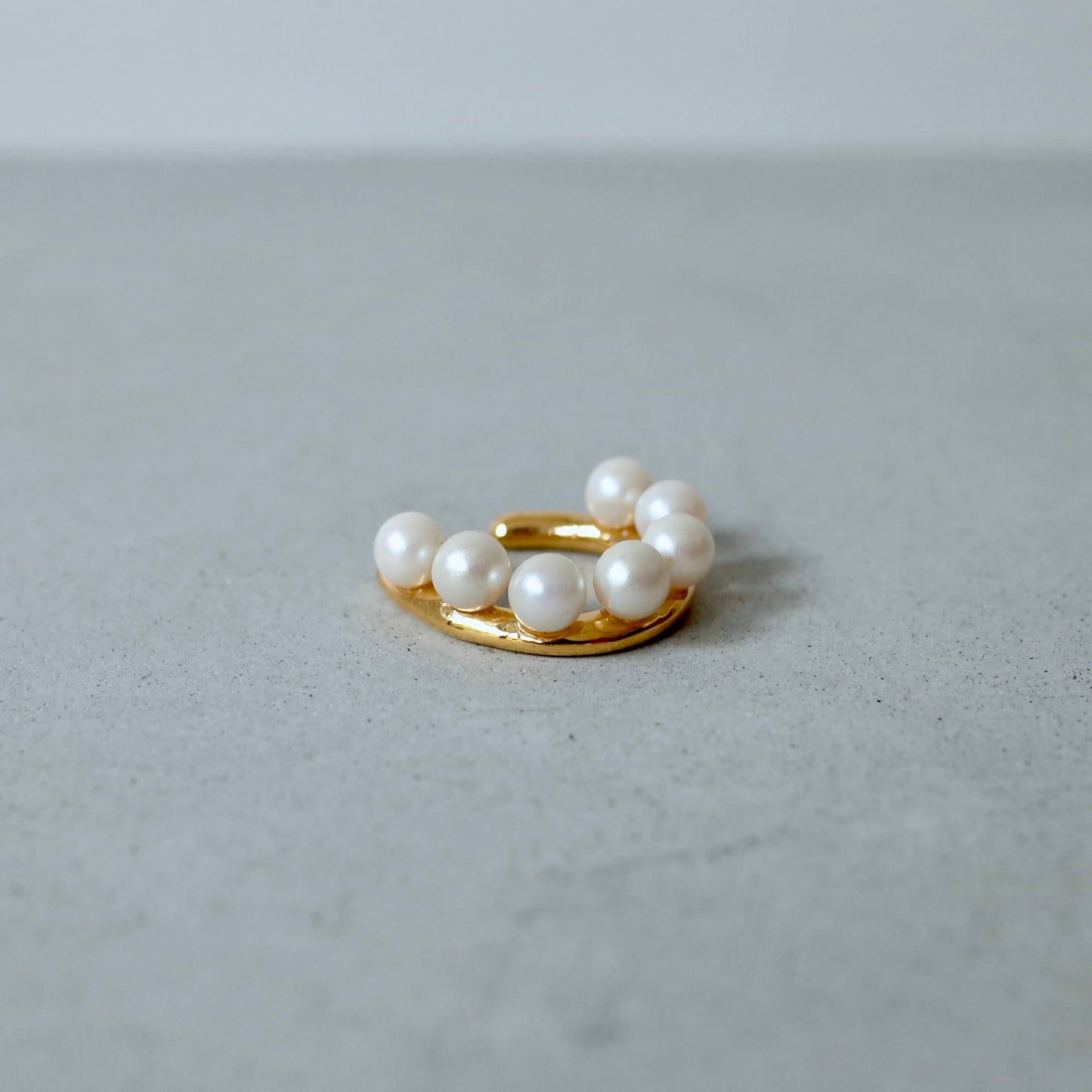 Orbit Pearl Ear Cuff (Siver)