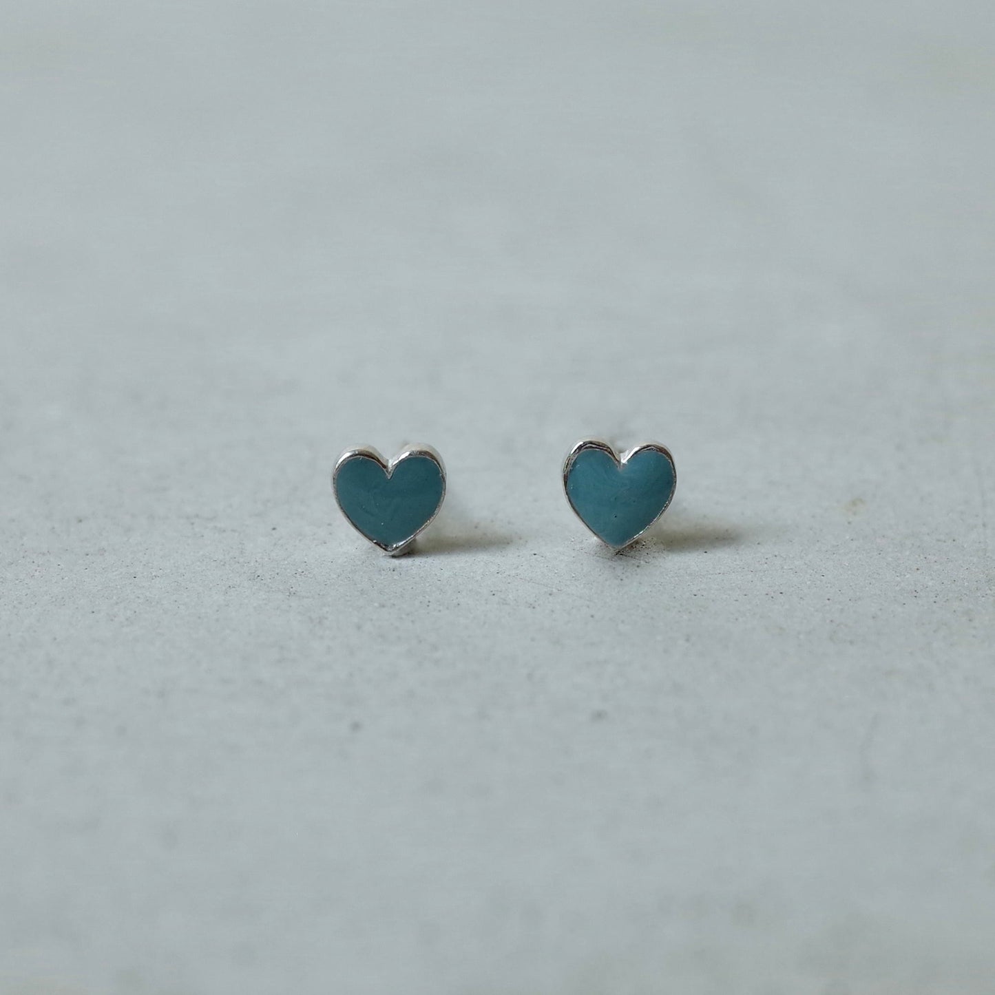 Resin Heart Pierce