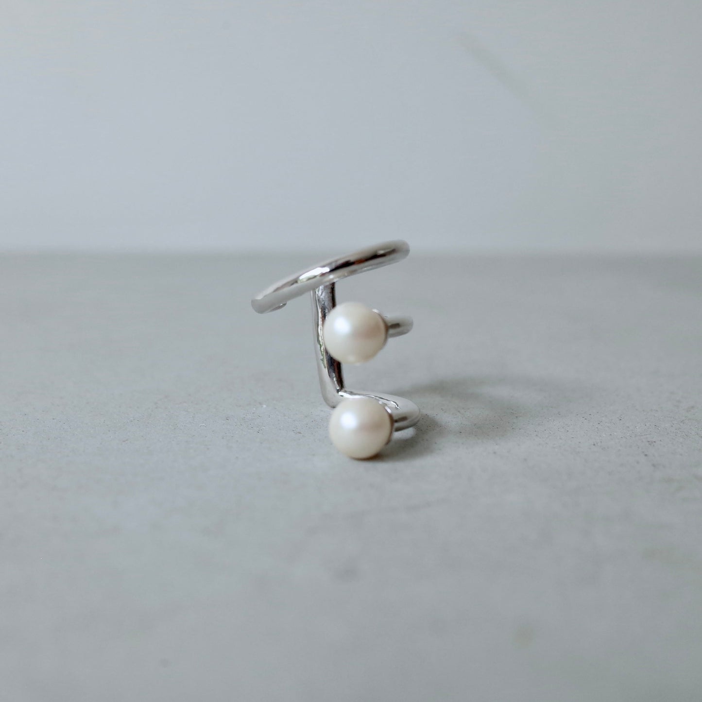 Peek Pearl Ear Cuff