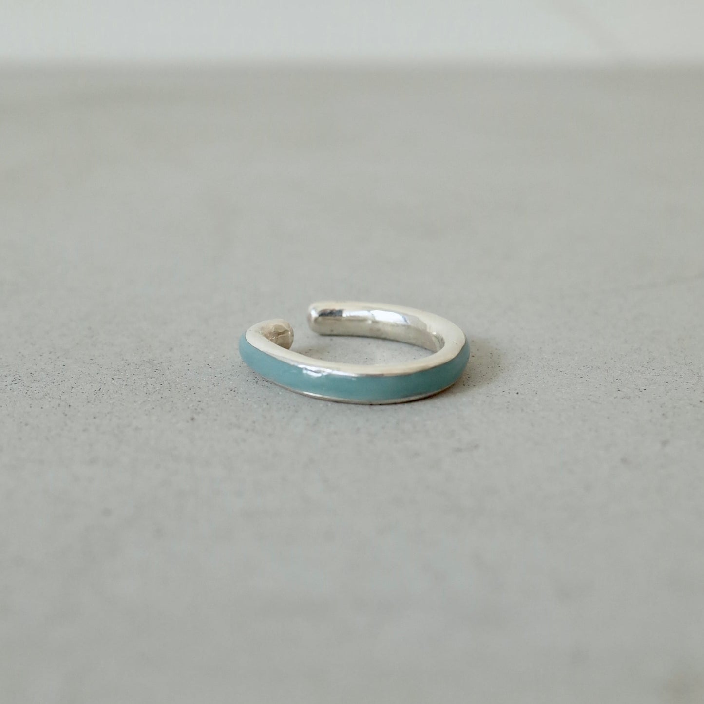 Color Resin Ear Cuff