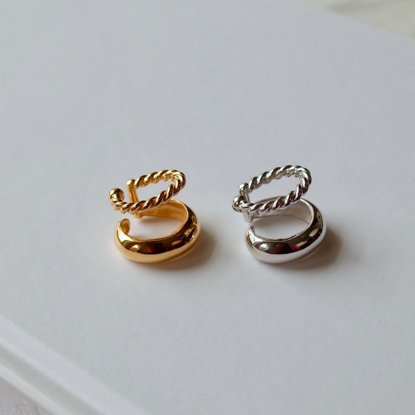 Twist&Round Ear Cuff