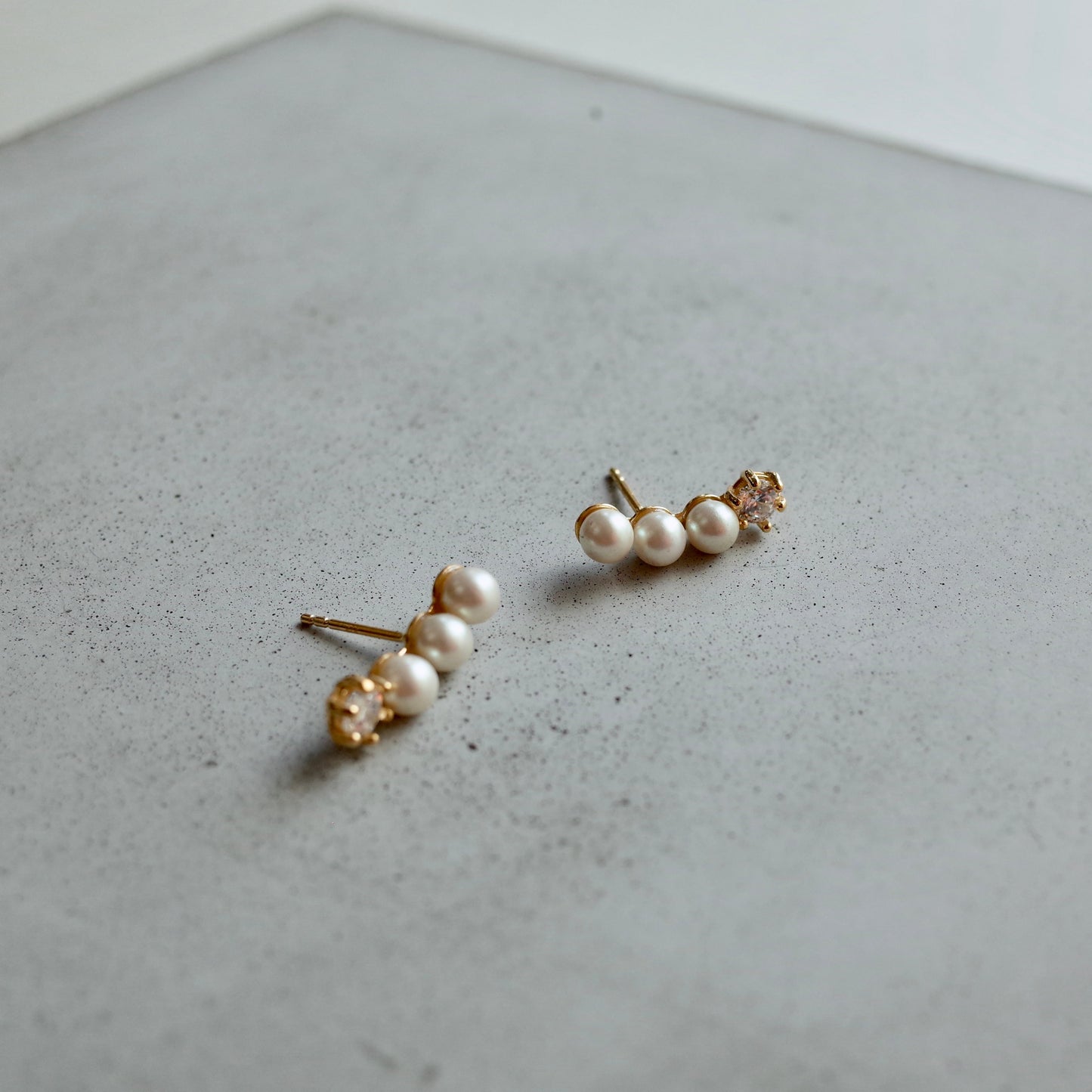 Follow Medium Pearl Pierce