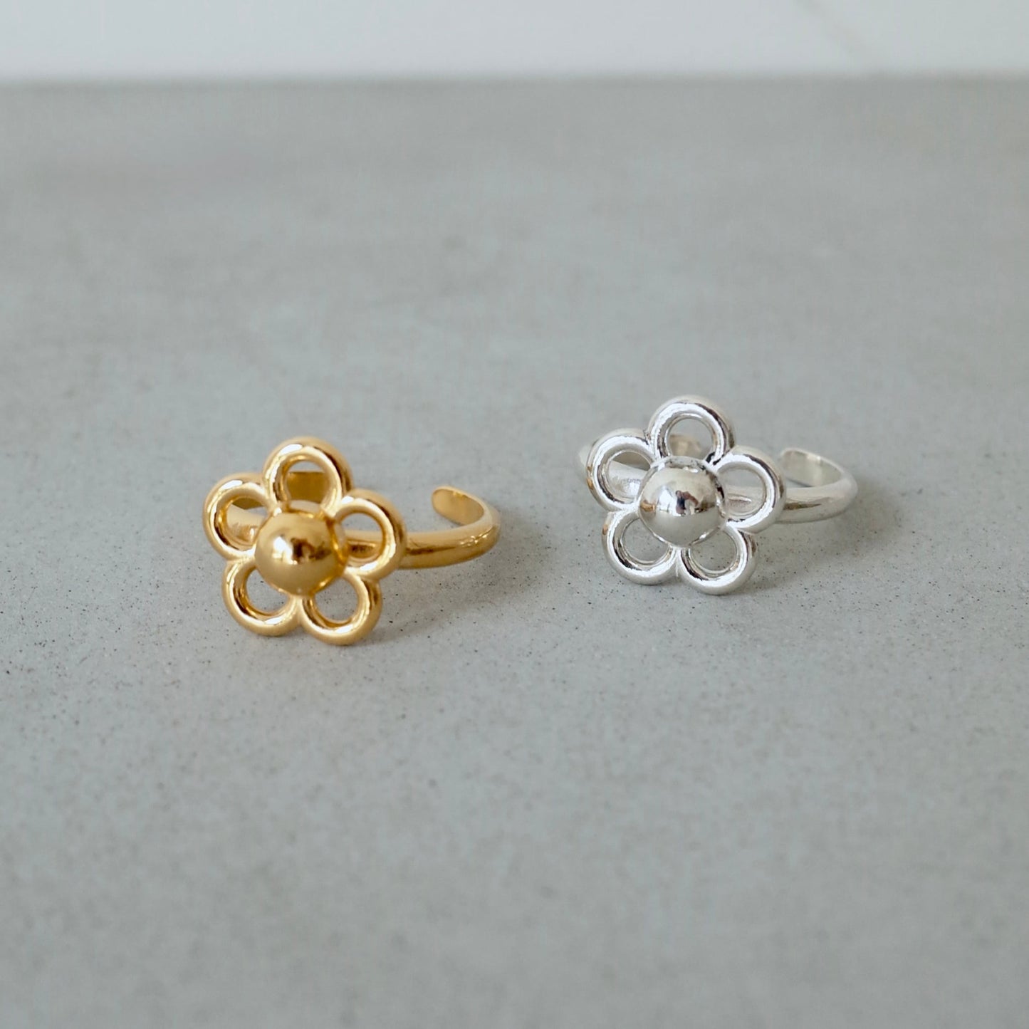 Openwork Flower Ring