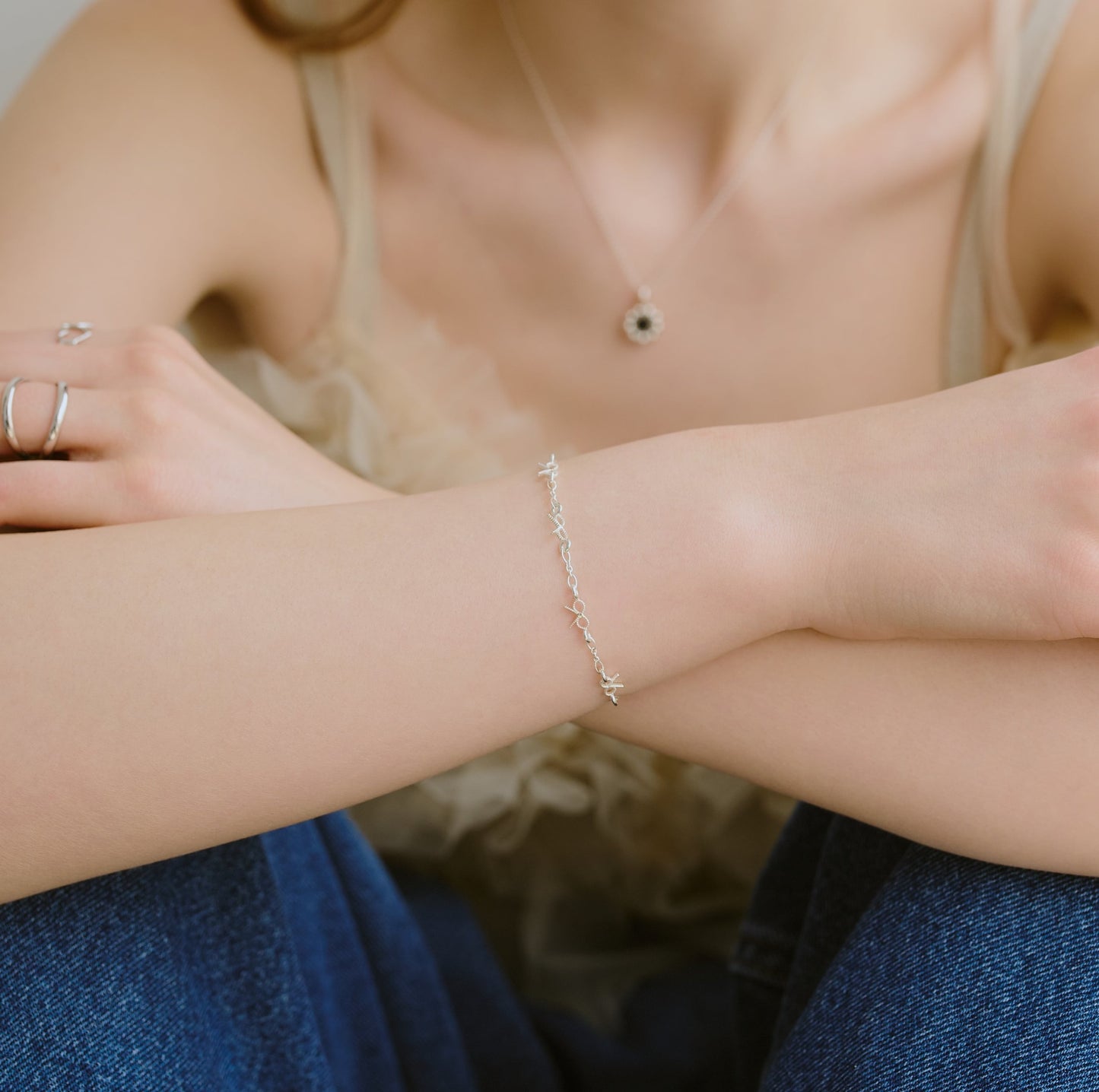 Ribbon Chain Bracelet