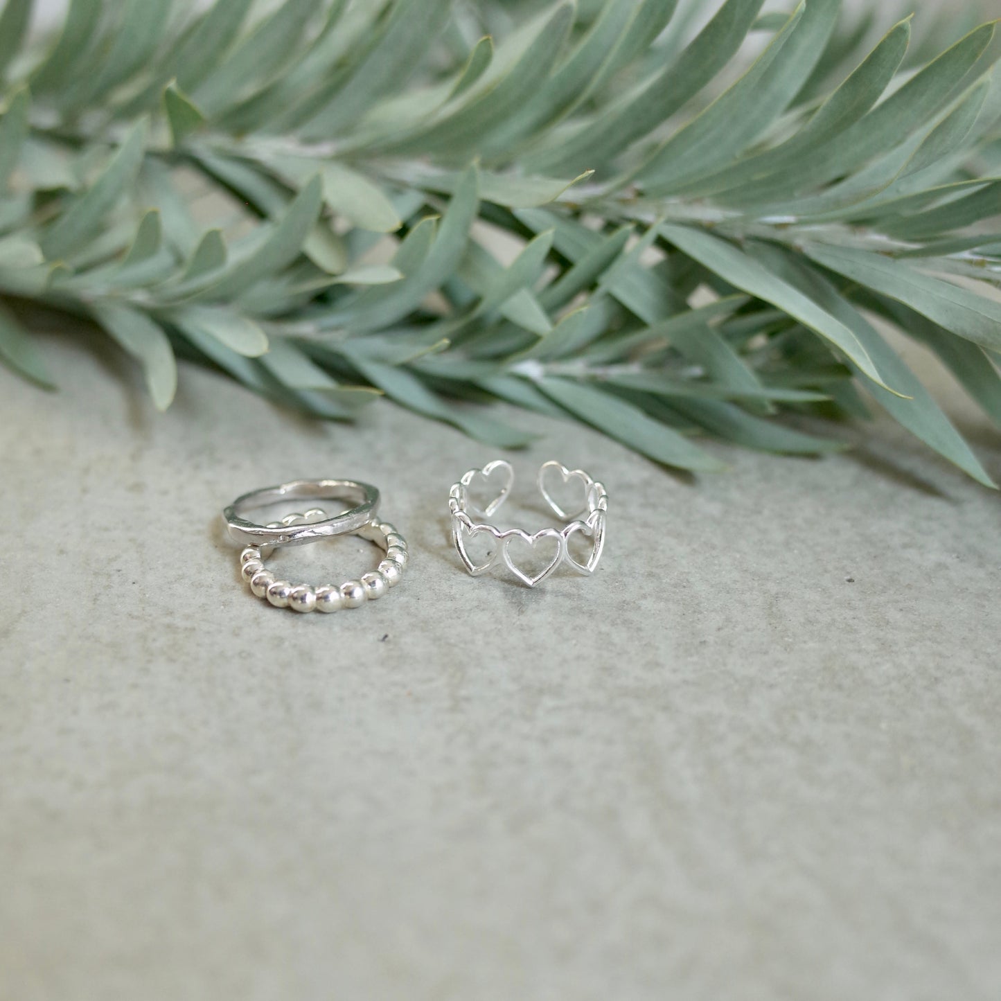 Continuous Ball Ring