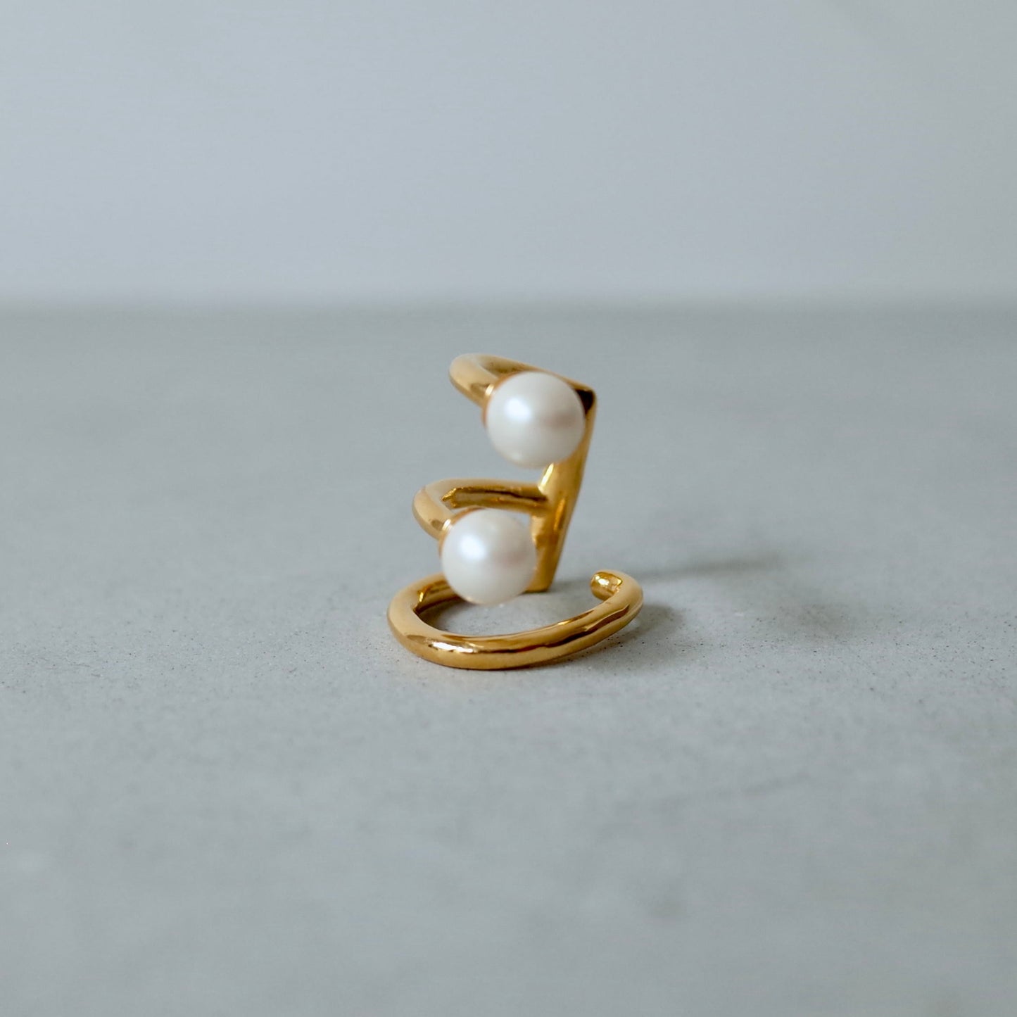 Peek Pearl Ear Cuff