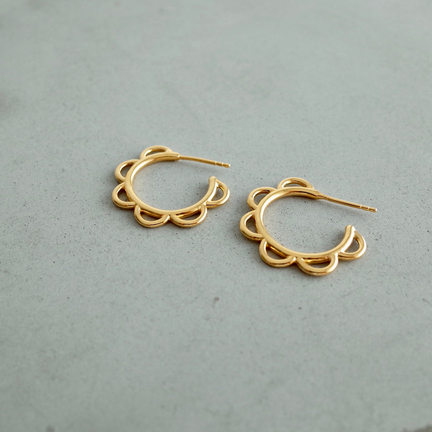 Flower Hoop Pierce