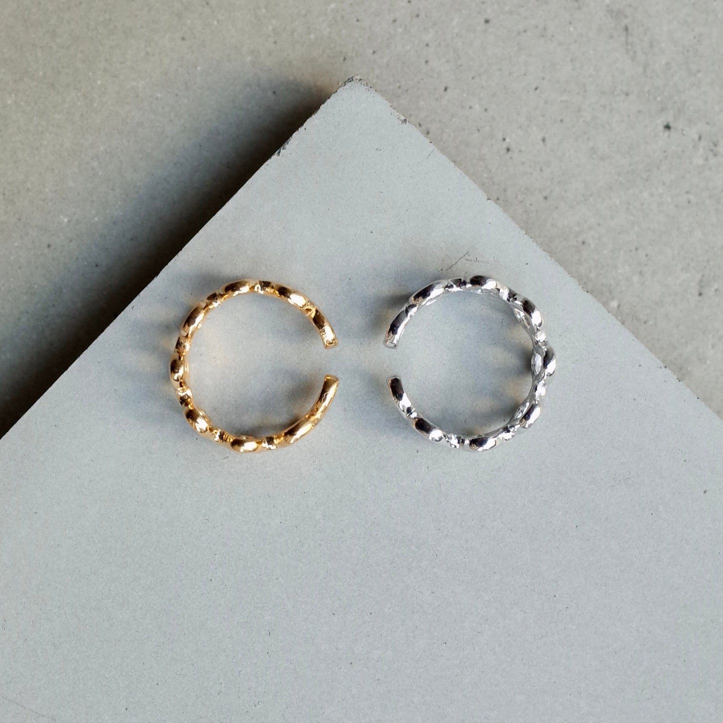 Wavy Pattern Ring