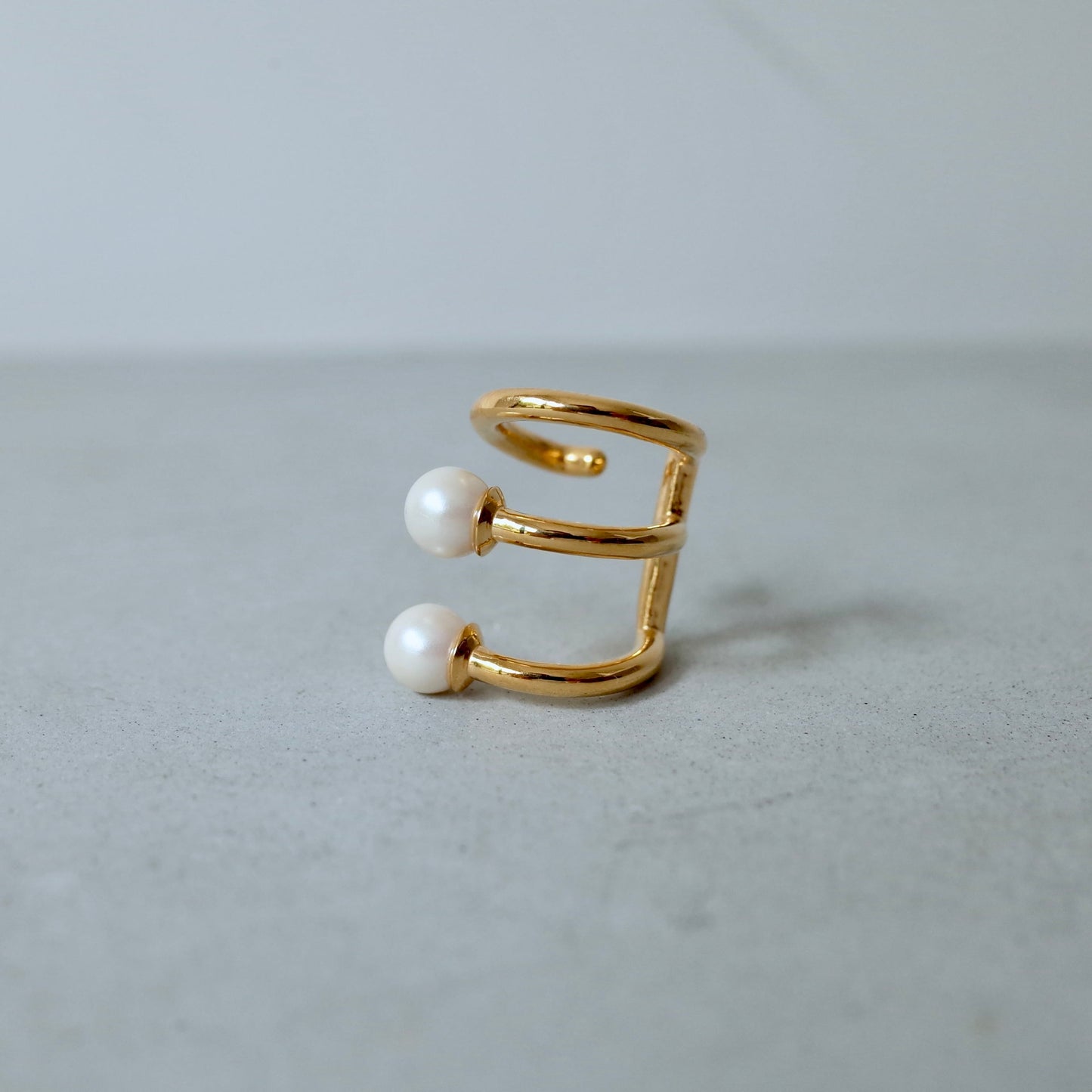 Peek Pearl Ear Cuff
