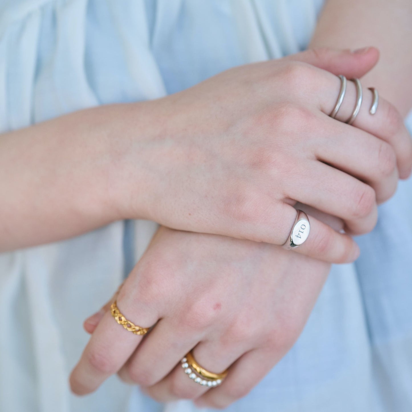 Continuous Cross Ring