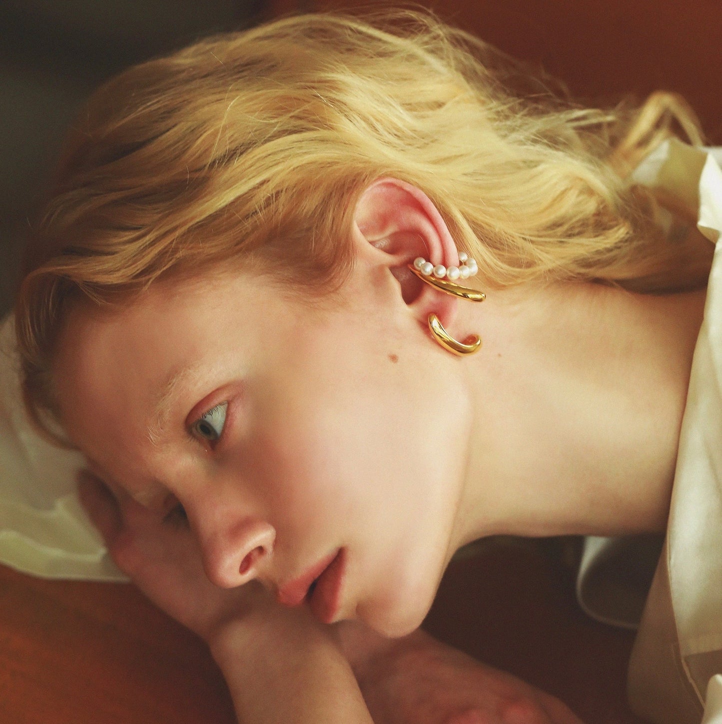 Eight Pearl Ear Cuff