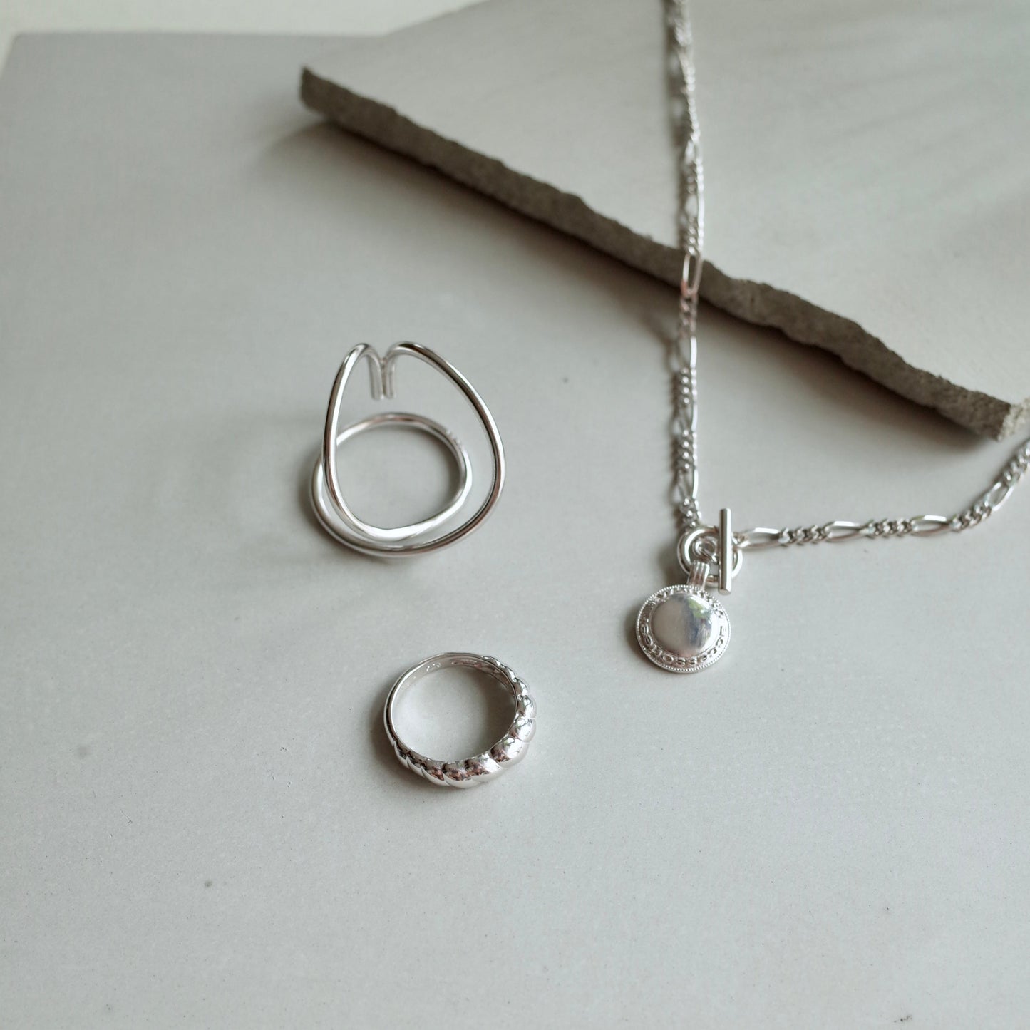 Curve Ear Cuff