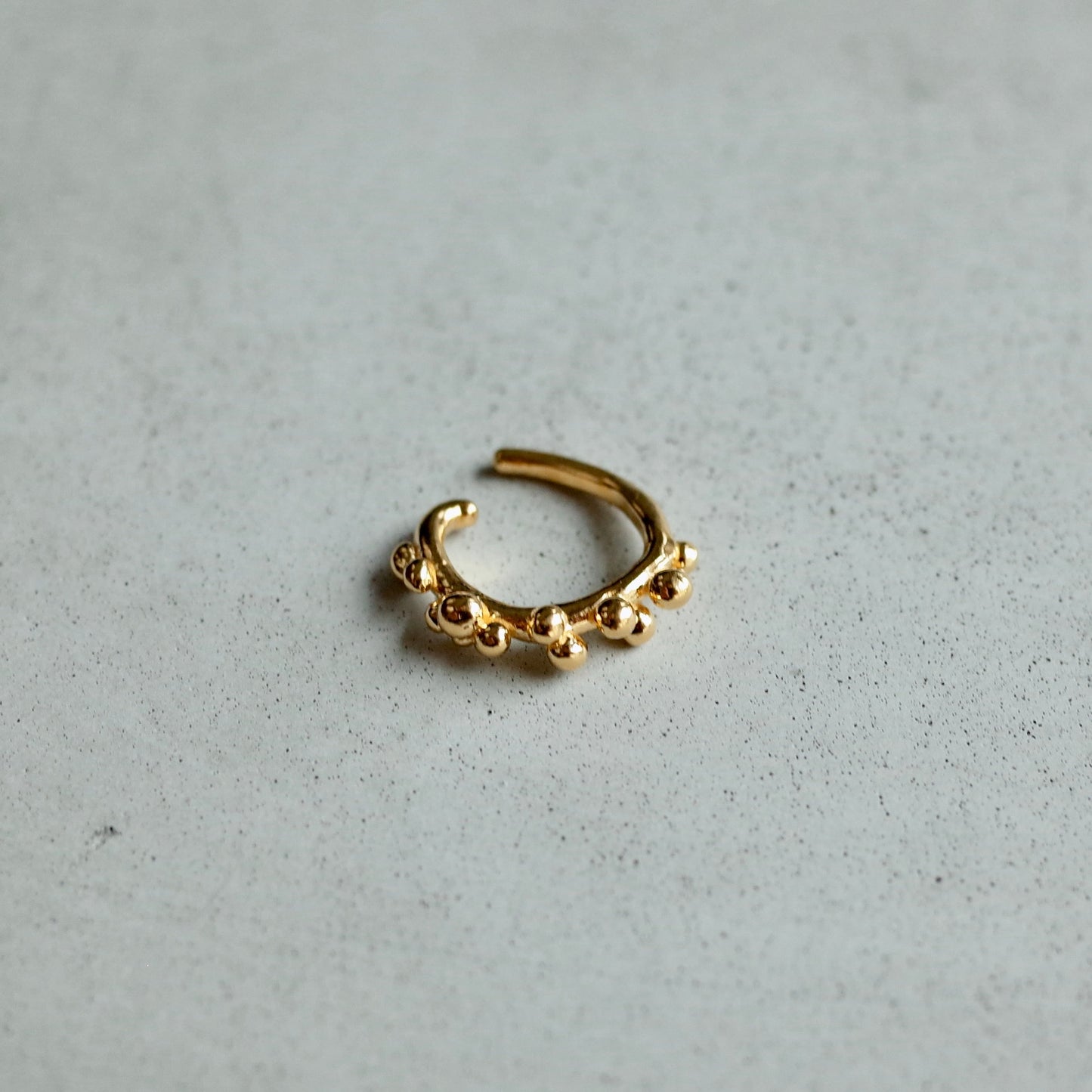 Rough Tsubu Ear Cuff
