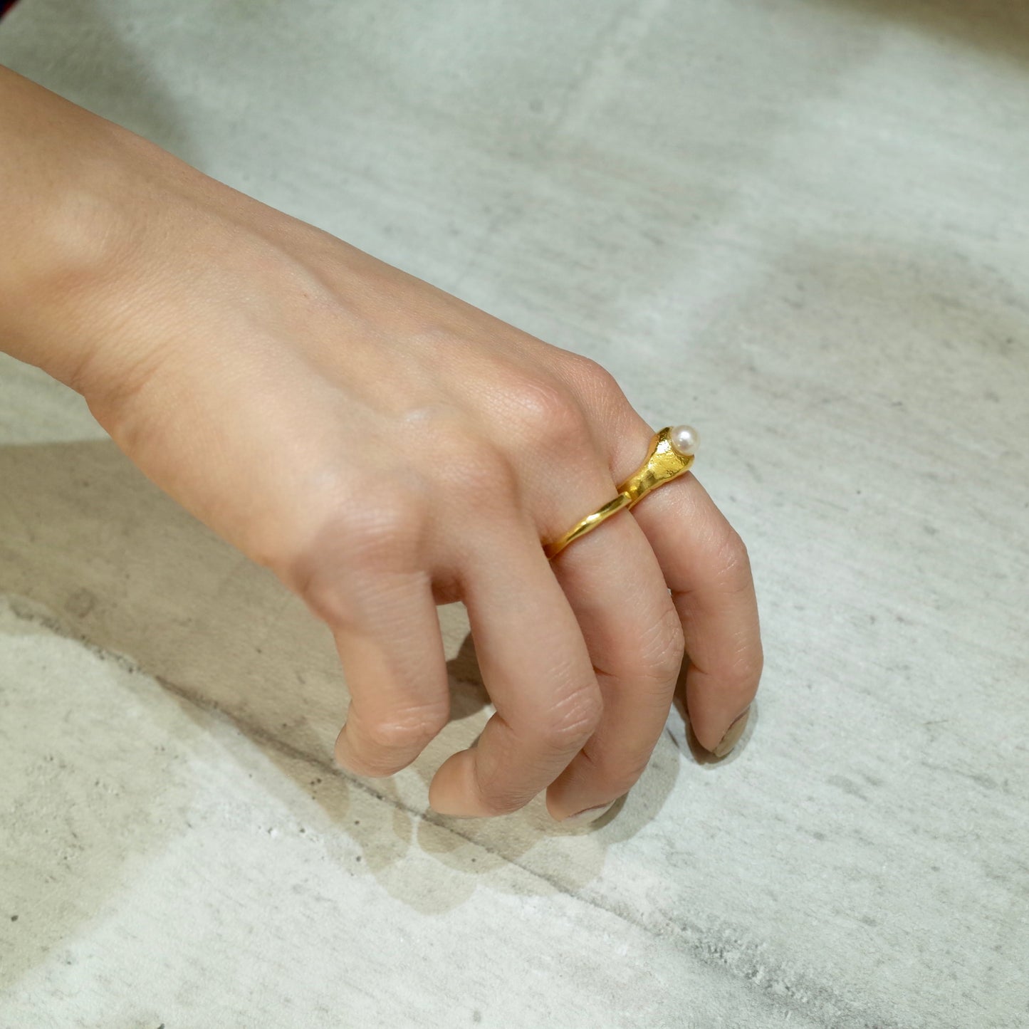 Simply Rough Ring
