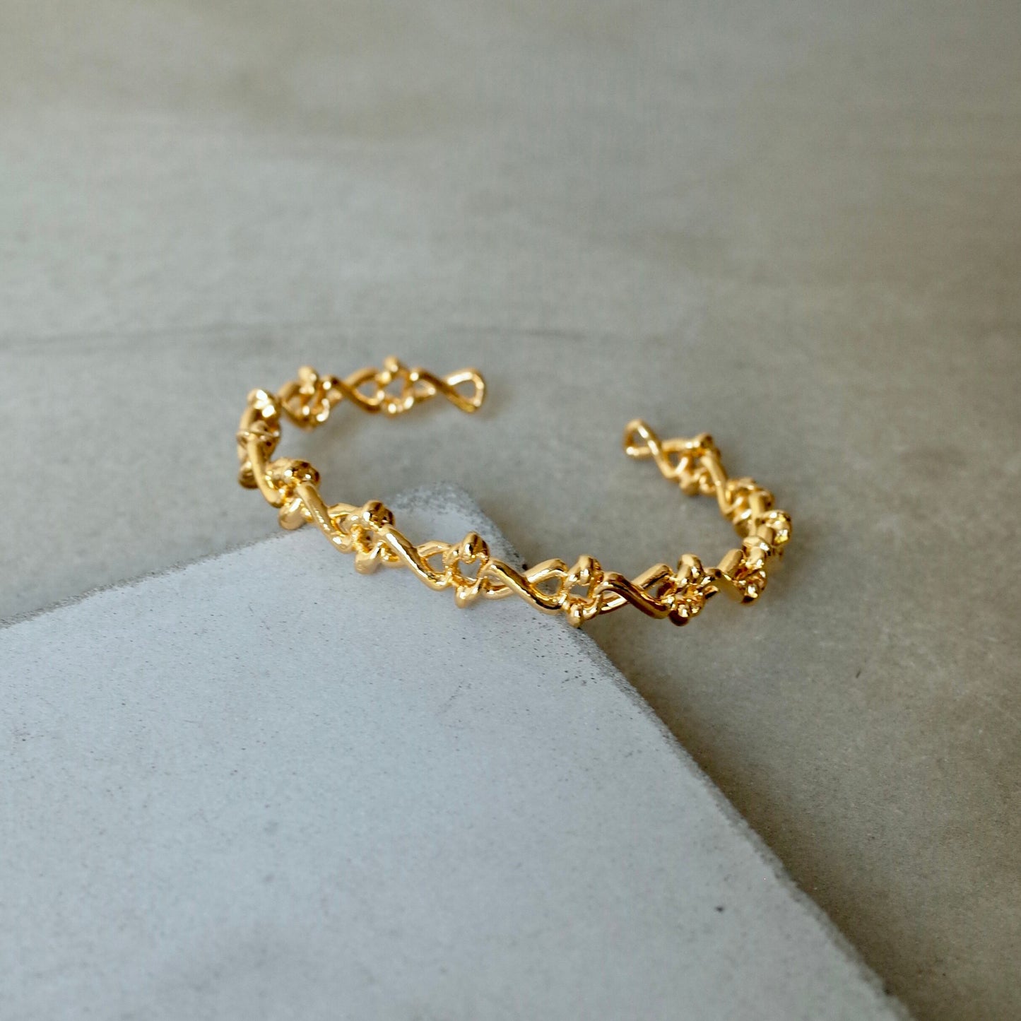 Cross Bones Bangle