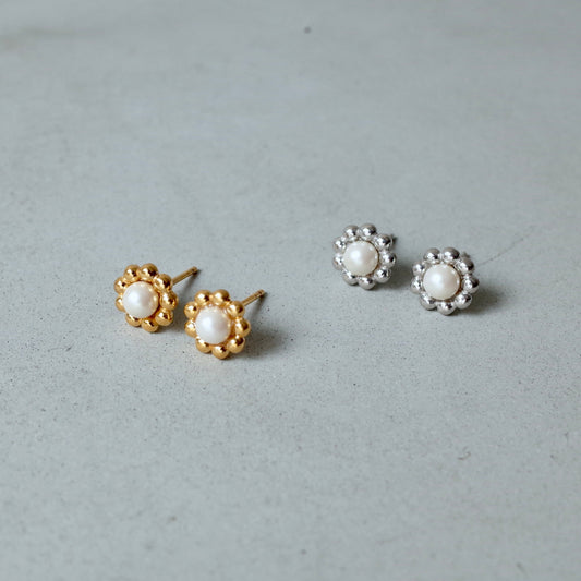 Flower Pearl Pierce