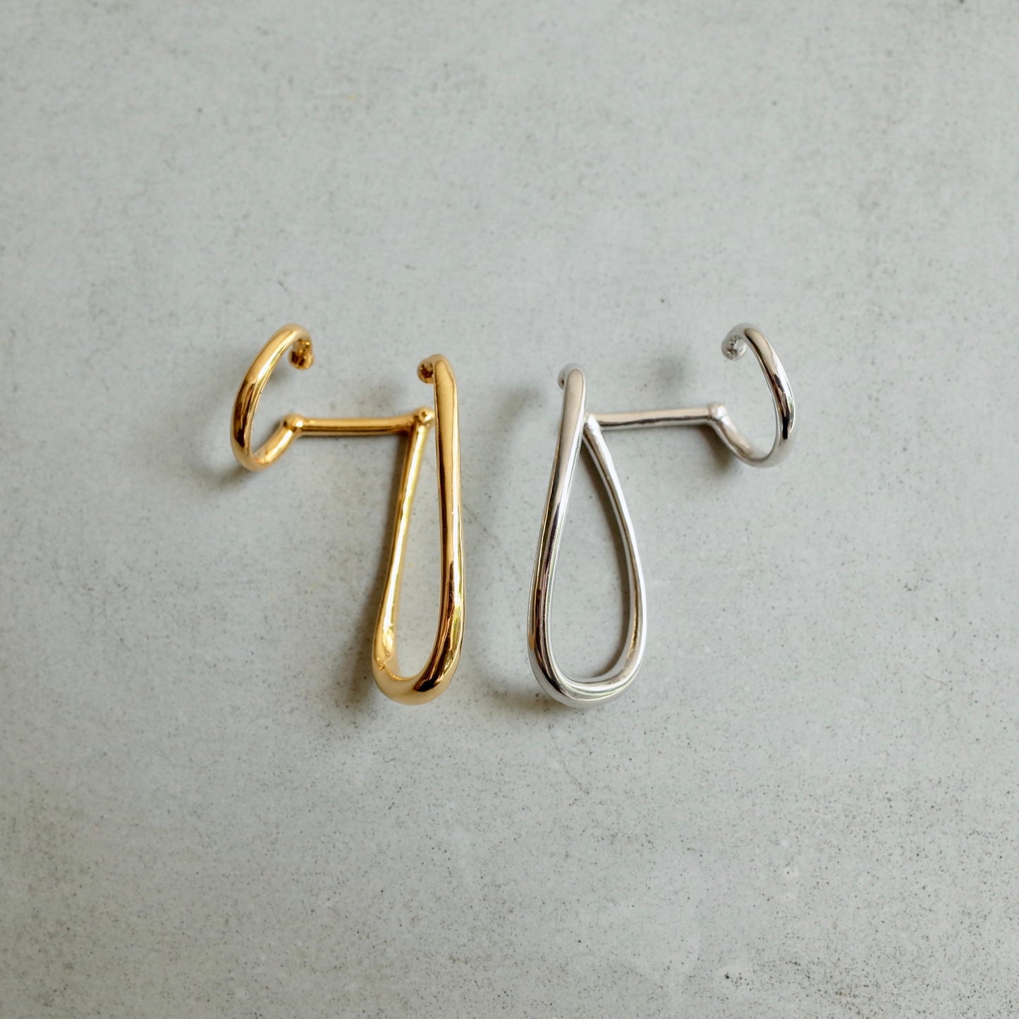 Hook&Drop Ear Cuff