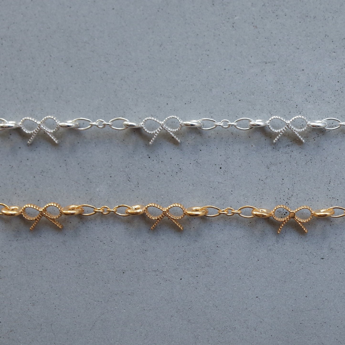 Ribbon Chain Bracelet