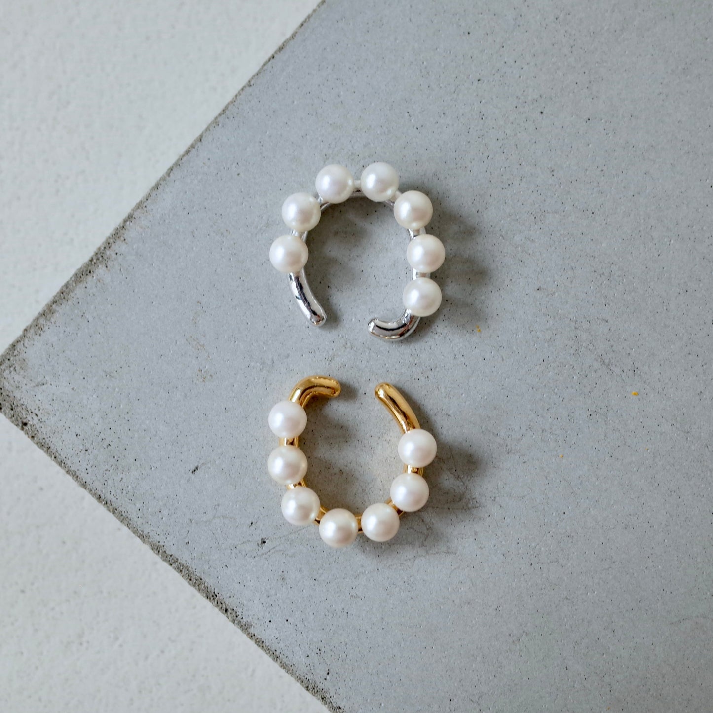 Orbit Pearl Ear Cuff (Siver)